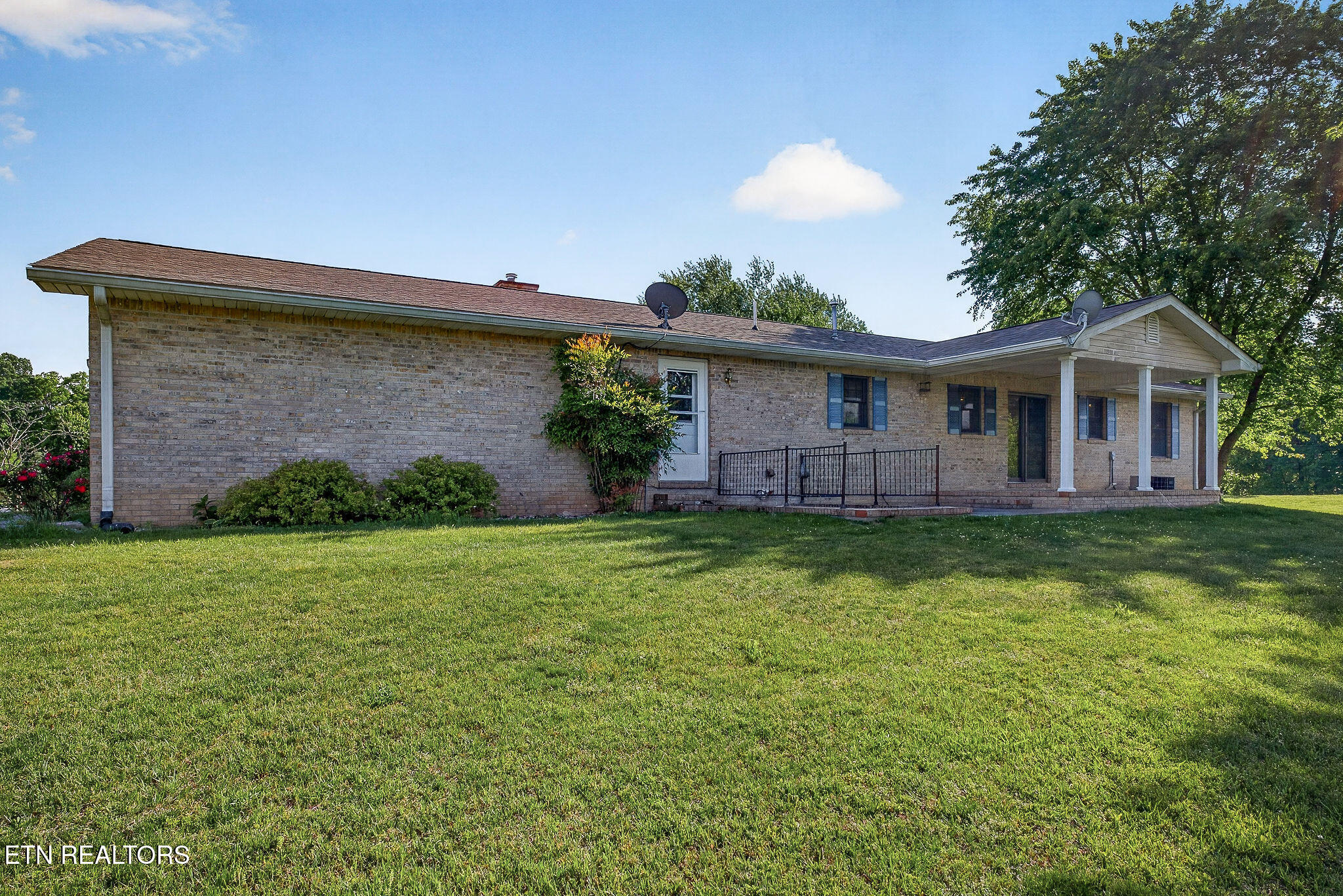 1396 N York Highway Jamestown TN 38556