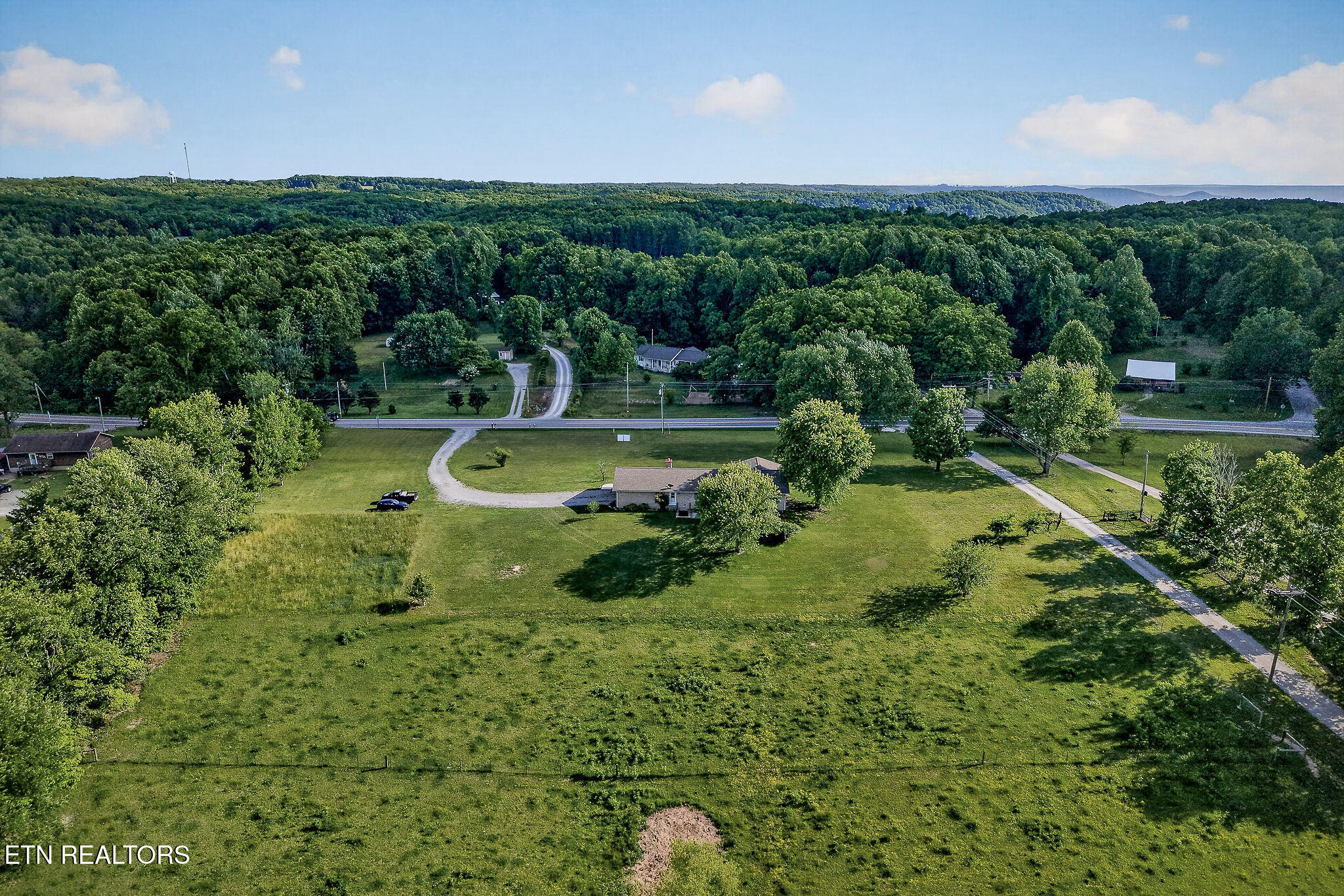 1396 N York Highway Jamestown TN 38556