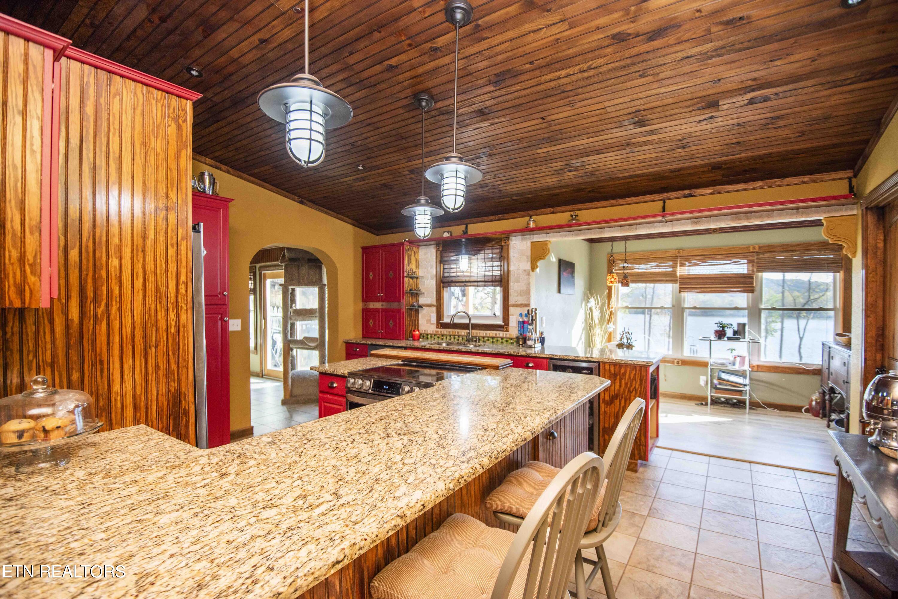245 Lakeshore Vista Drive Kingston TN 37763