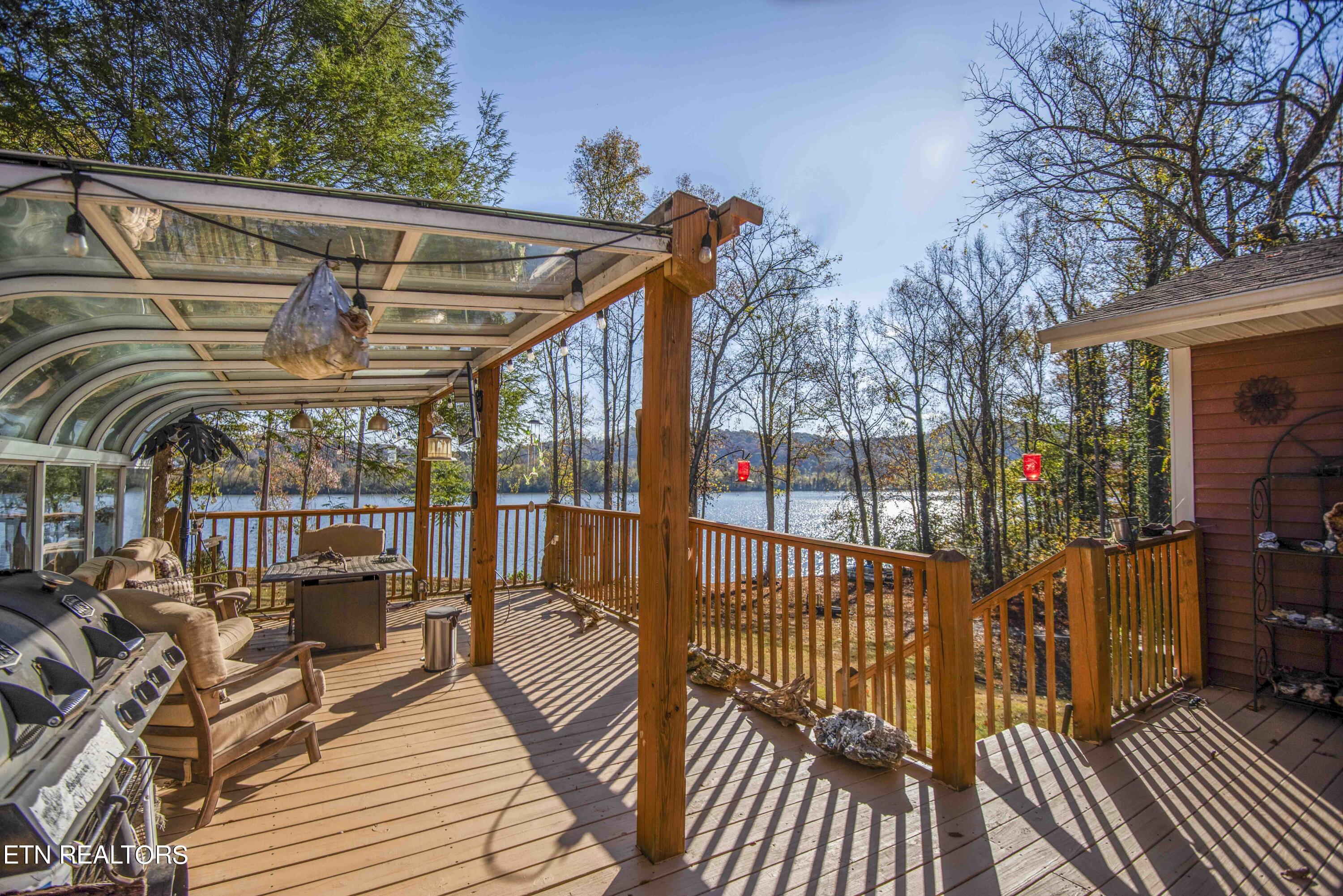 245 Lakeshore Vista Drive Kingston TN 37763