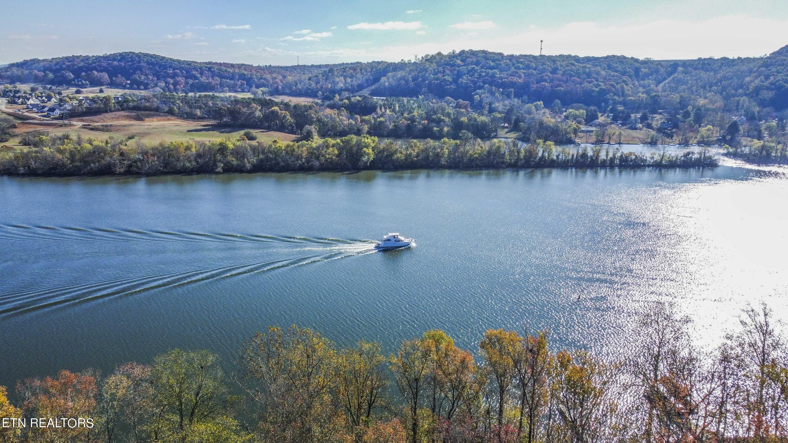 245 Lakeshore Vista Drive Kingston TN 37763