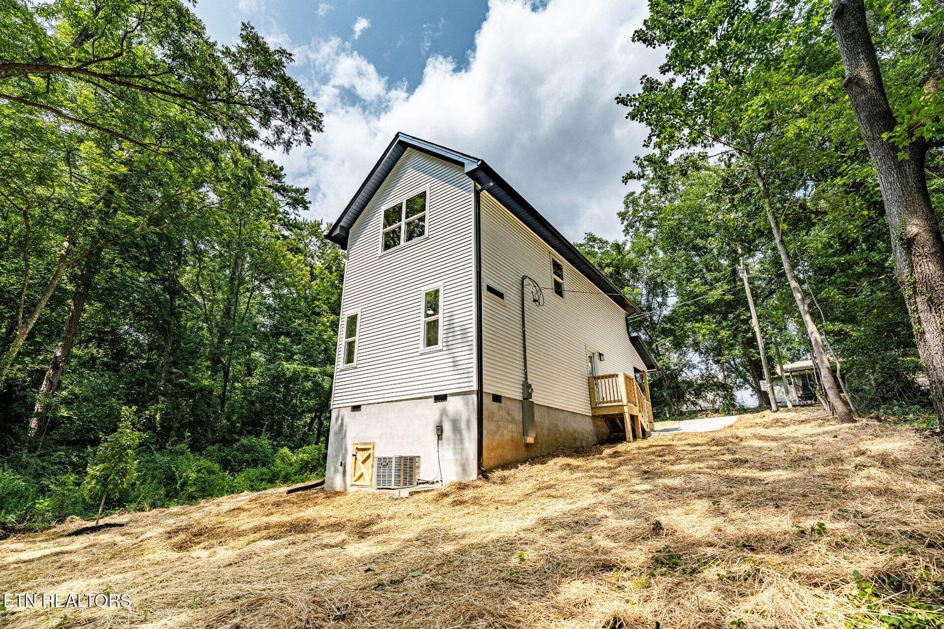 3323 Savoy Street Knoxville TN 37921