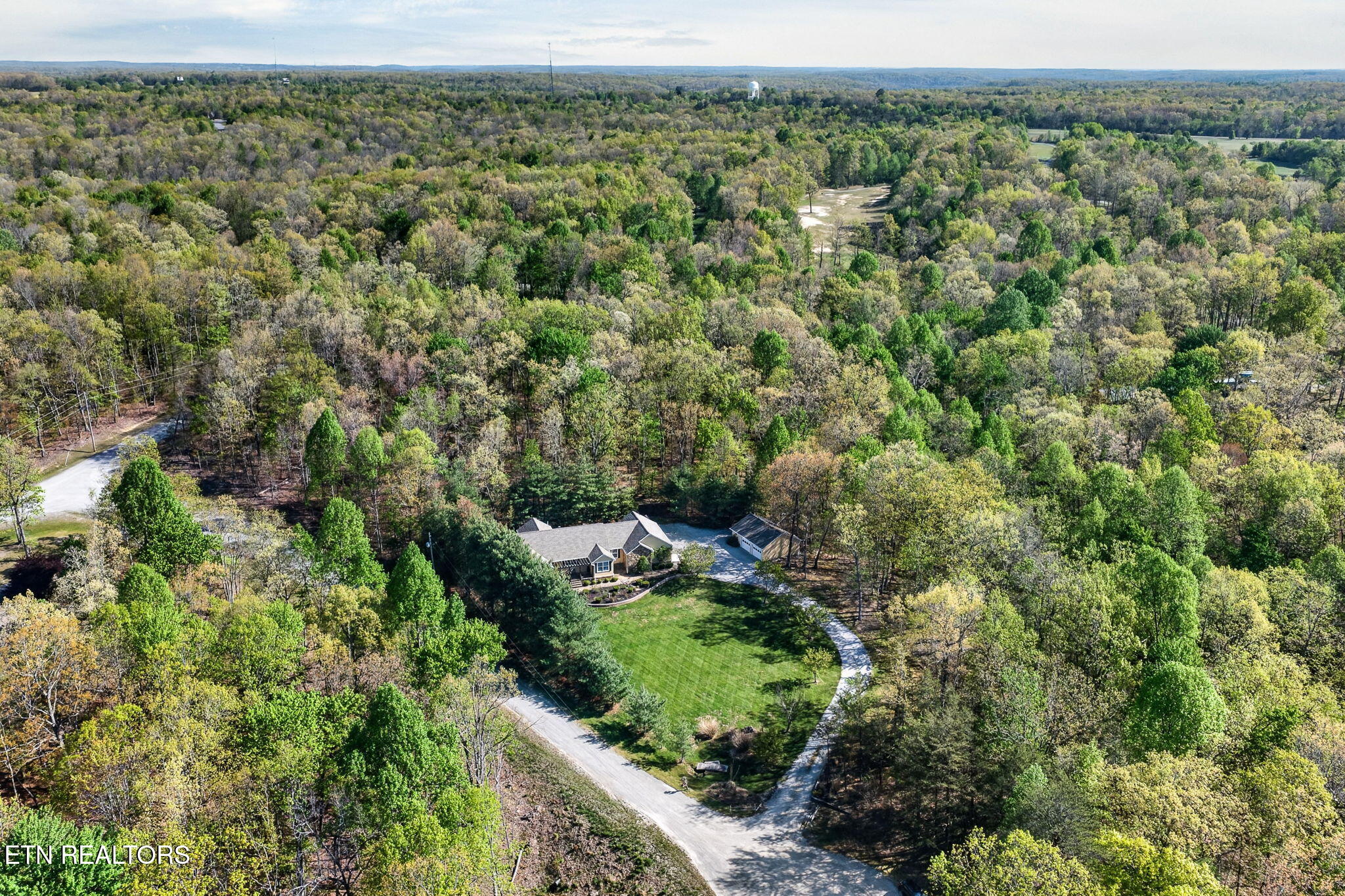 41 Tower Place Monterey TN 38574