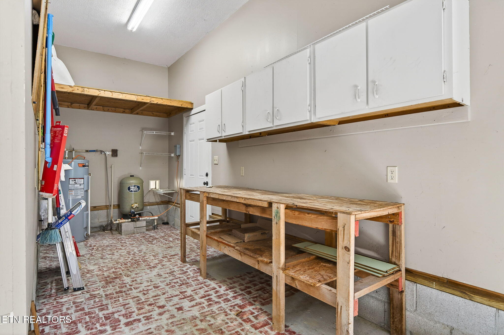 41 Tower Place Monterey TN 38574