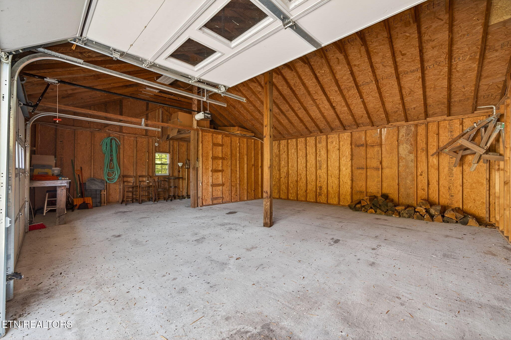 41 Tower Place Monterey TN 38574