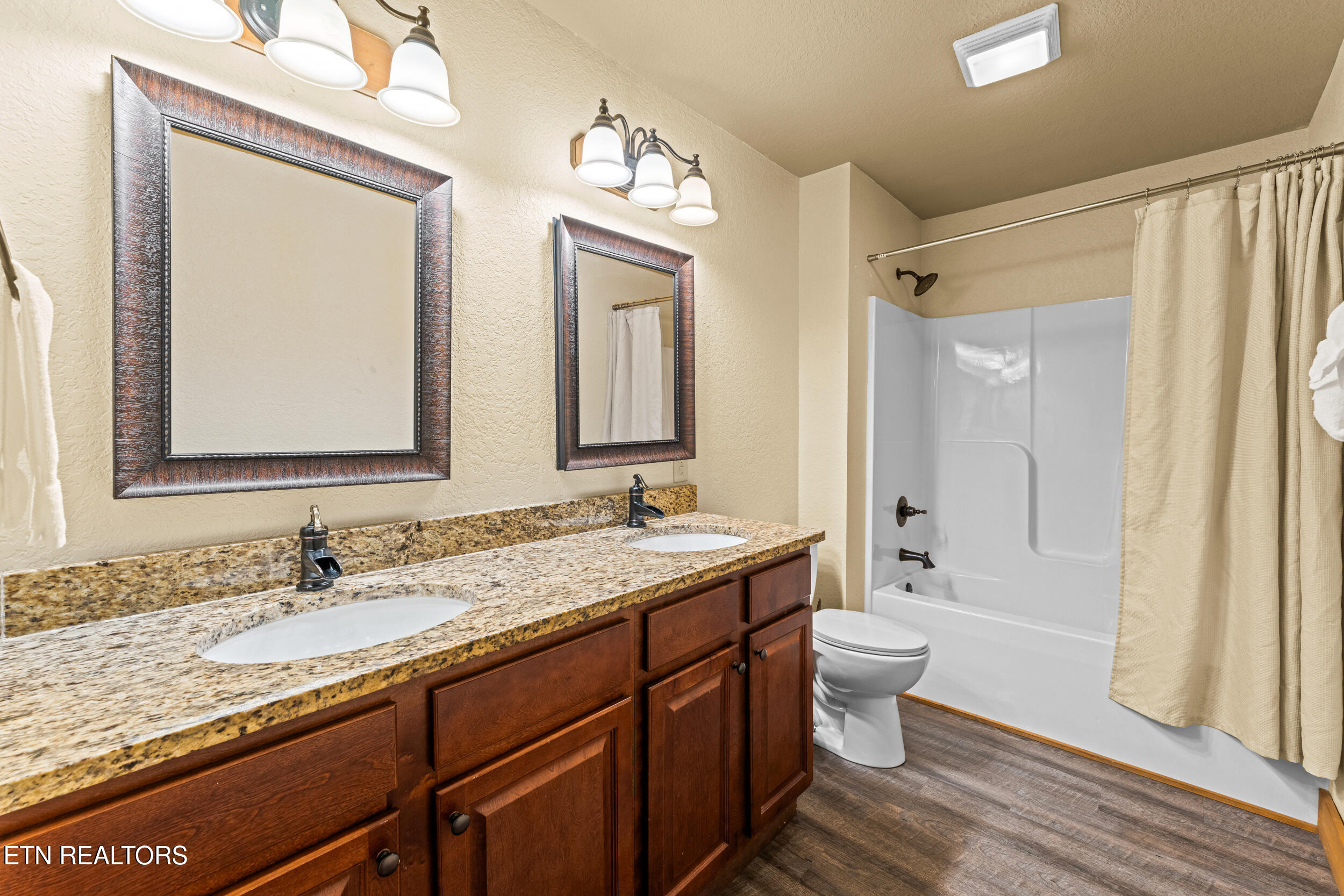 1123 Anastasia Way Gatlinburg TN 37738