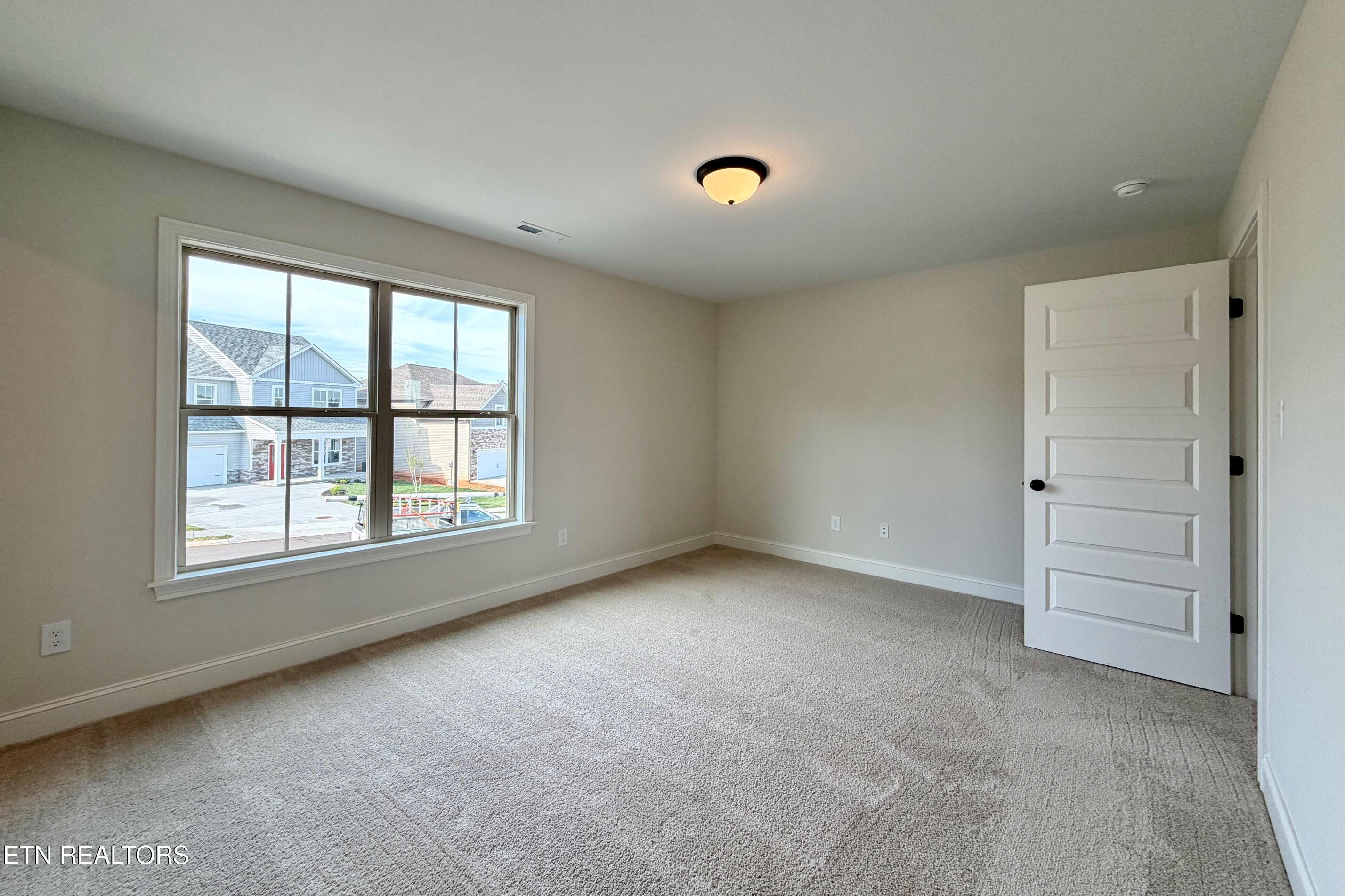 8927 Queensdale Lane Knoxville TN 37924
