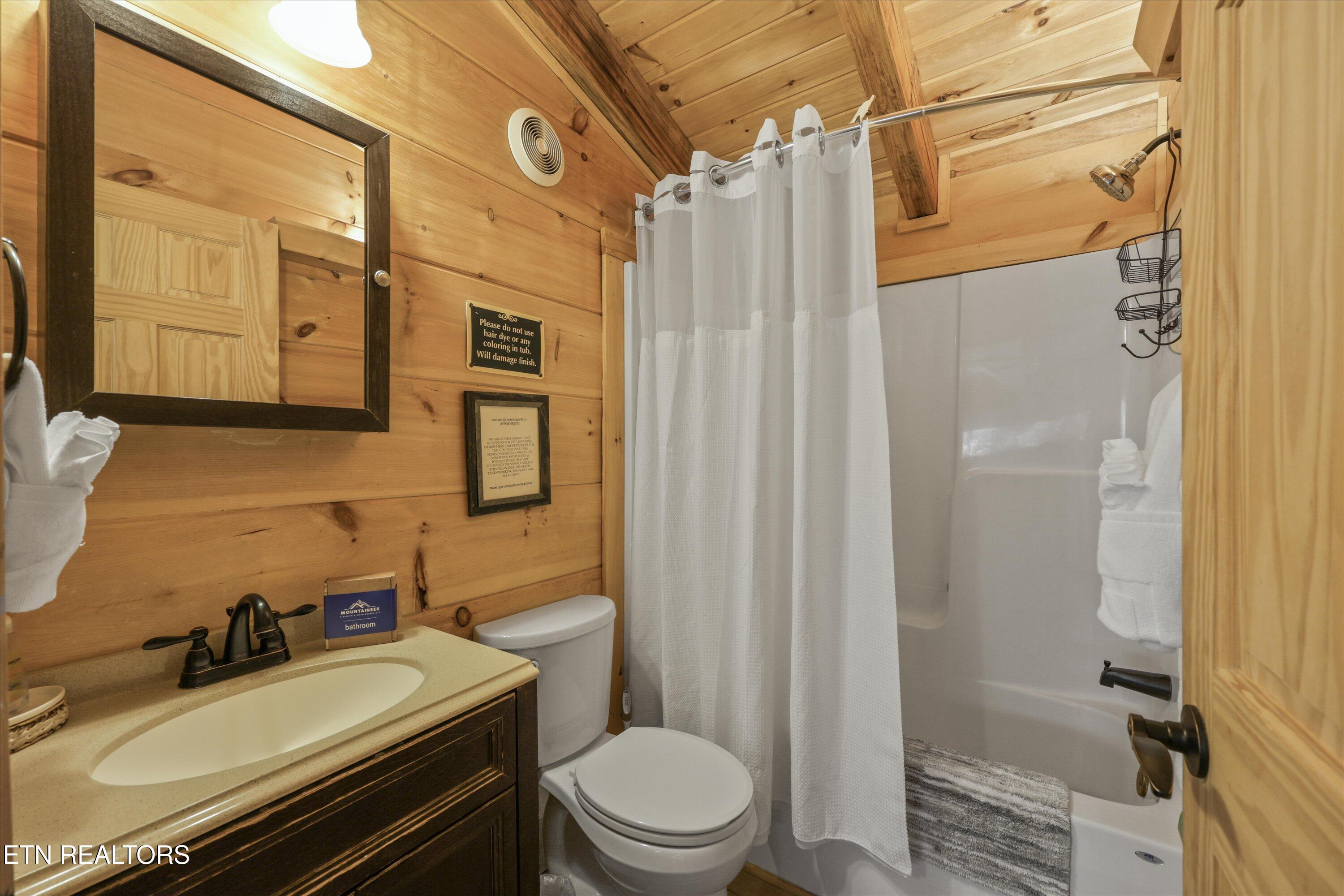 253 Cartertown Road Gatlinburg TN 37738