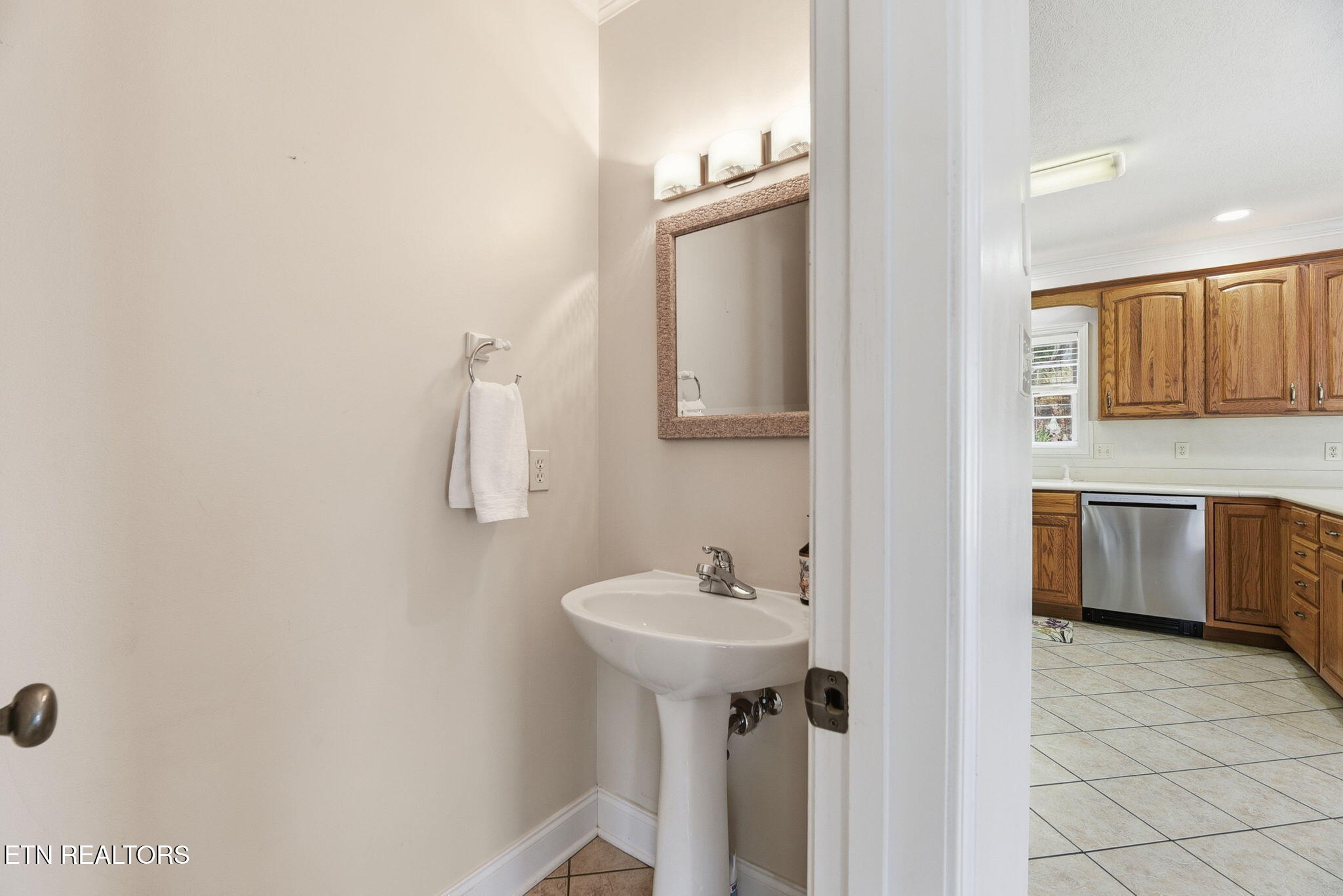 221 Sweetgum Lane Oak Ridge TN 37830