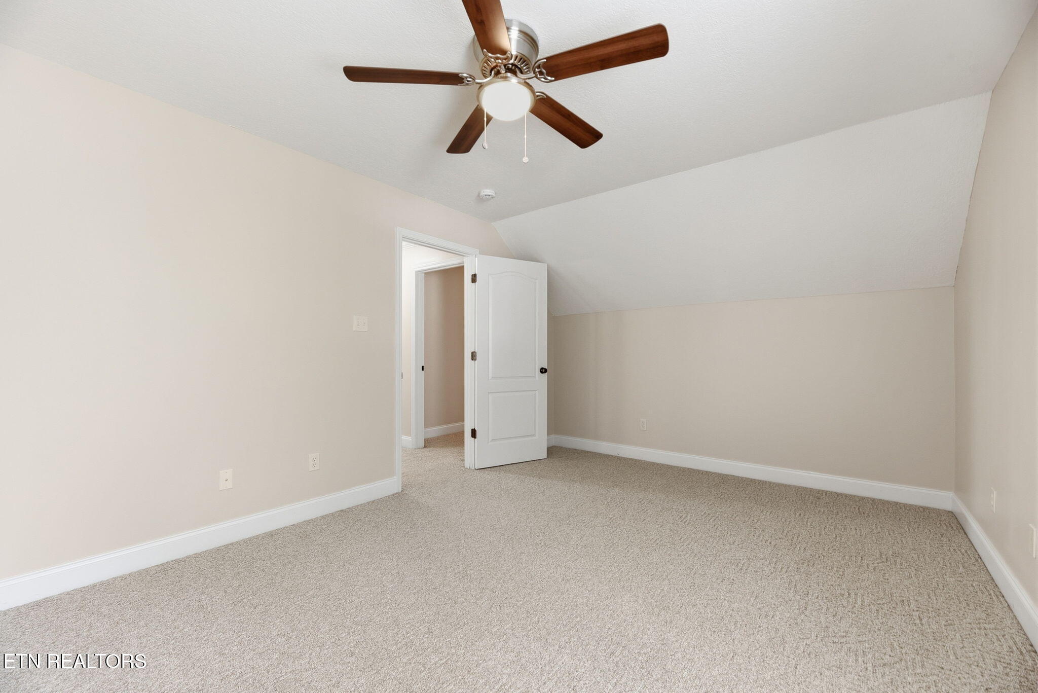 221 Sweetgum Lane Oak Ridge TN 37830