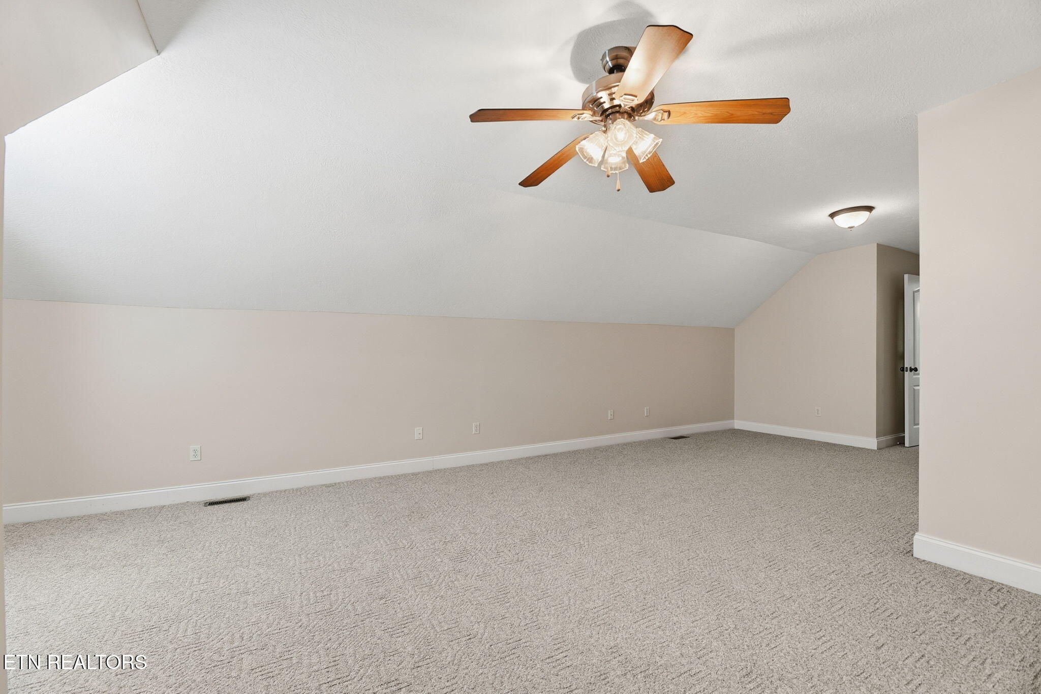 221 Sweetgum Lane Oak Ridge TN 37830