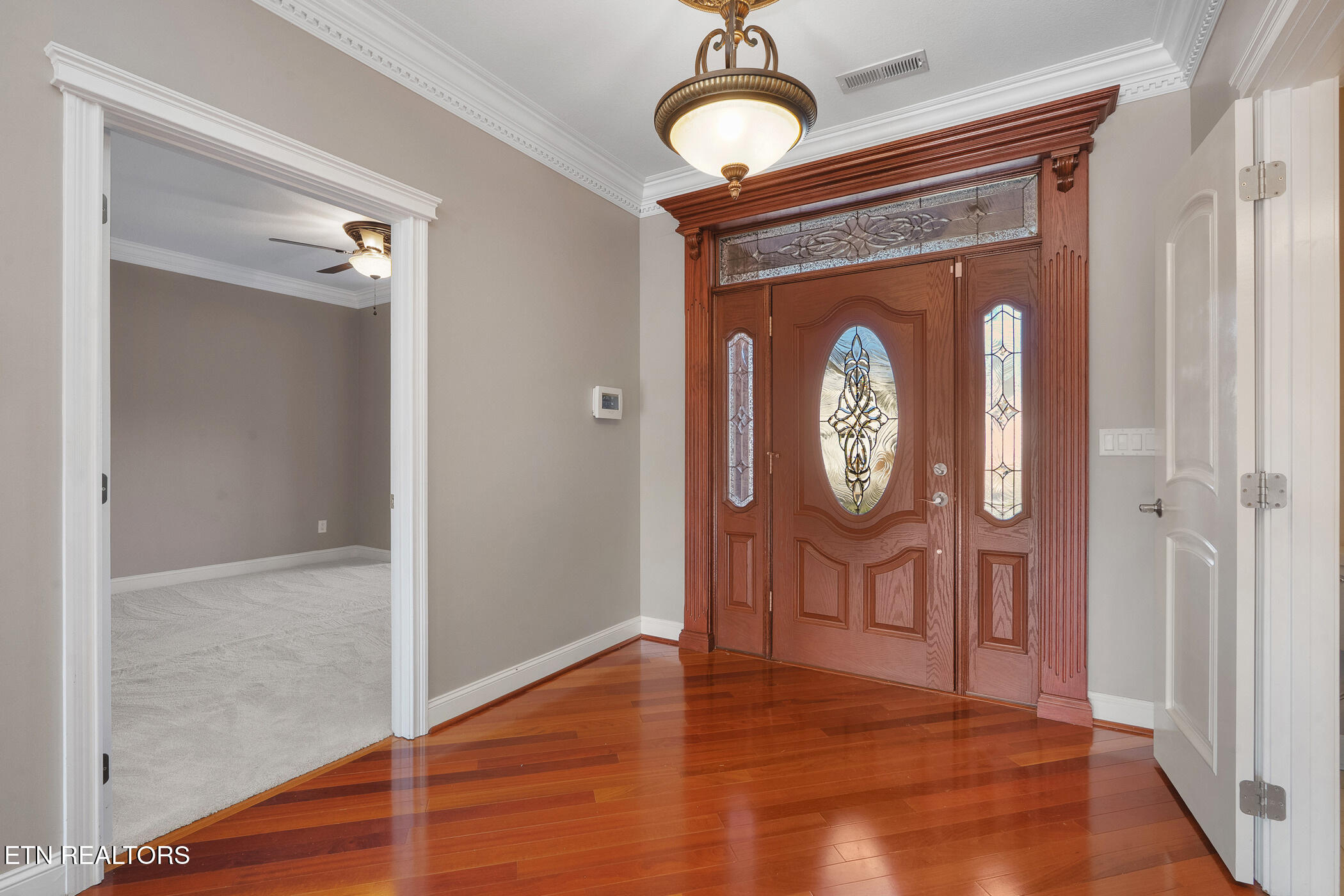 1811 Jordans Creek Way Sevierville TN 37876