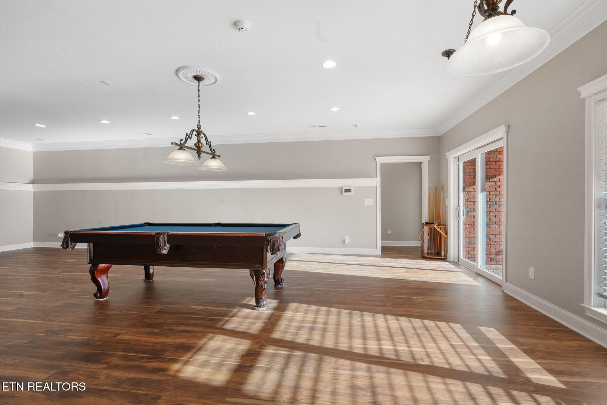 1811 Jordans Creek Way Sevierville TN 37876