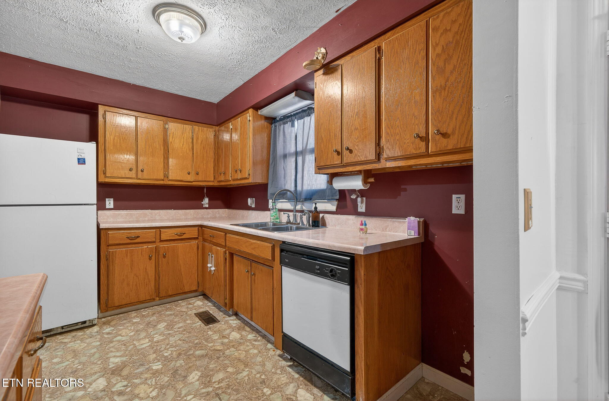 1296 Paint Rock Road Kingston TN 37763