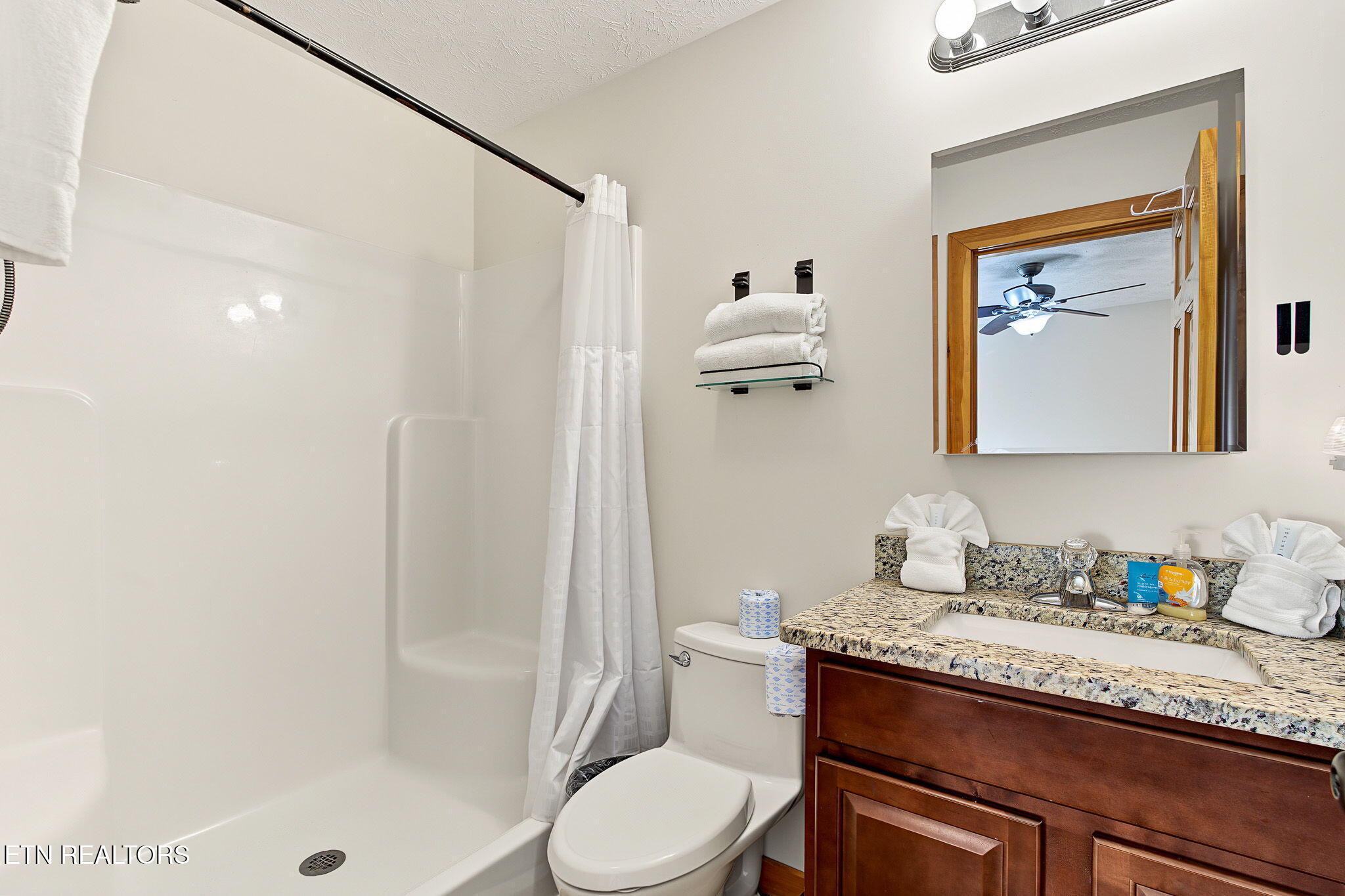 670 Magic Kingdom Lane Sevierville TN 37876
