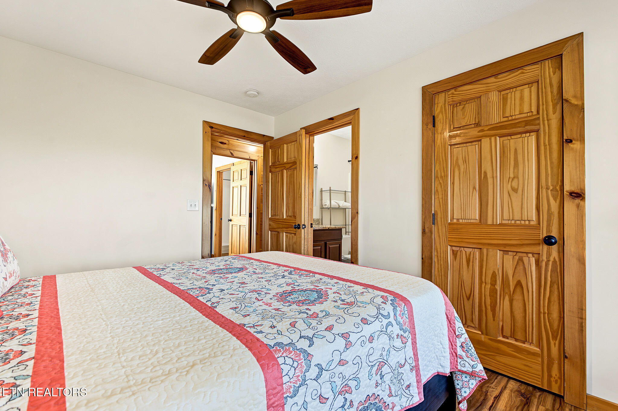 670 Magic Kingdom Lane Sevierville TN 37876