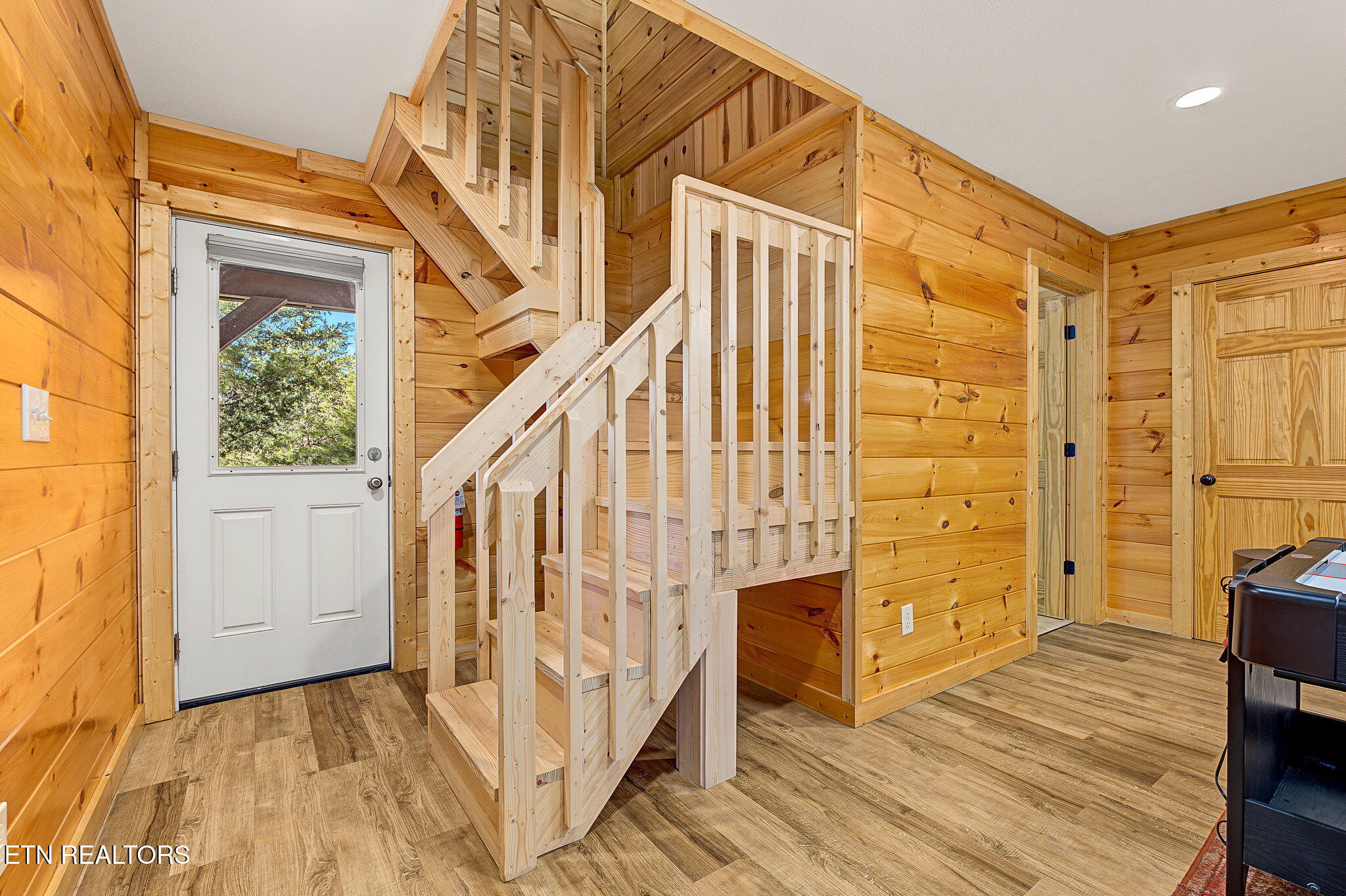 670 Magic Kingdom Lane Sevierville TN 37876