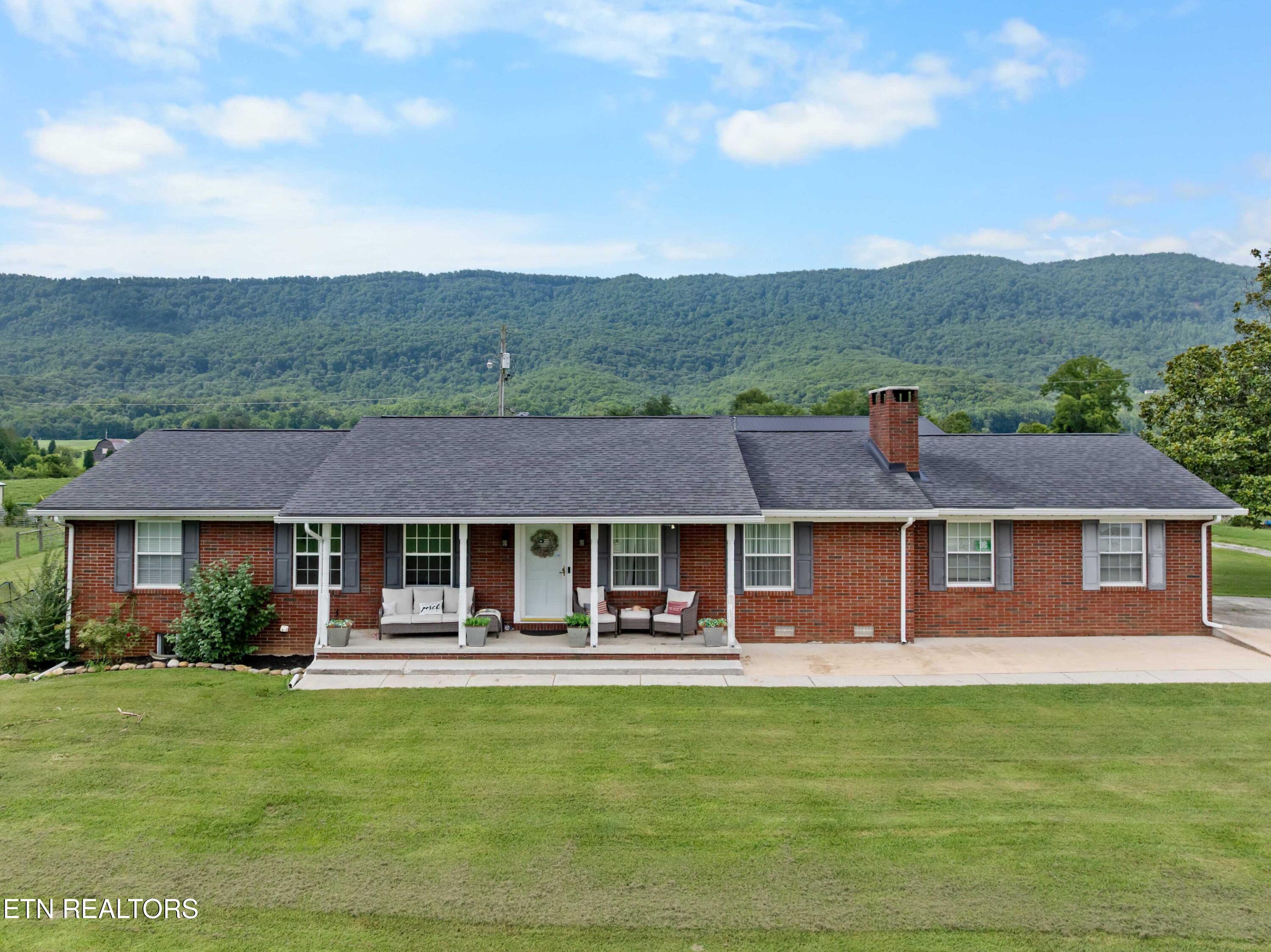 149 Woodson Lane Lafollette TN 37766