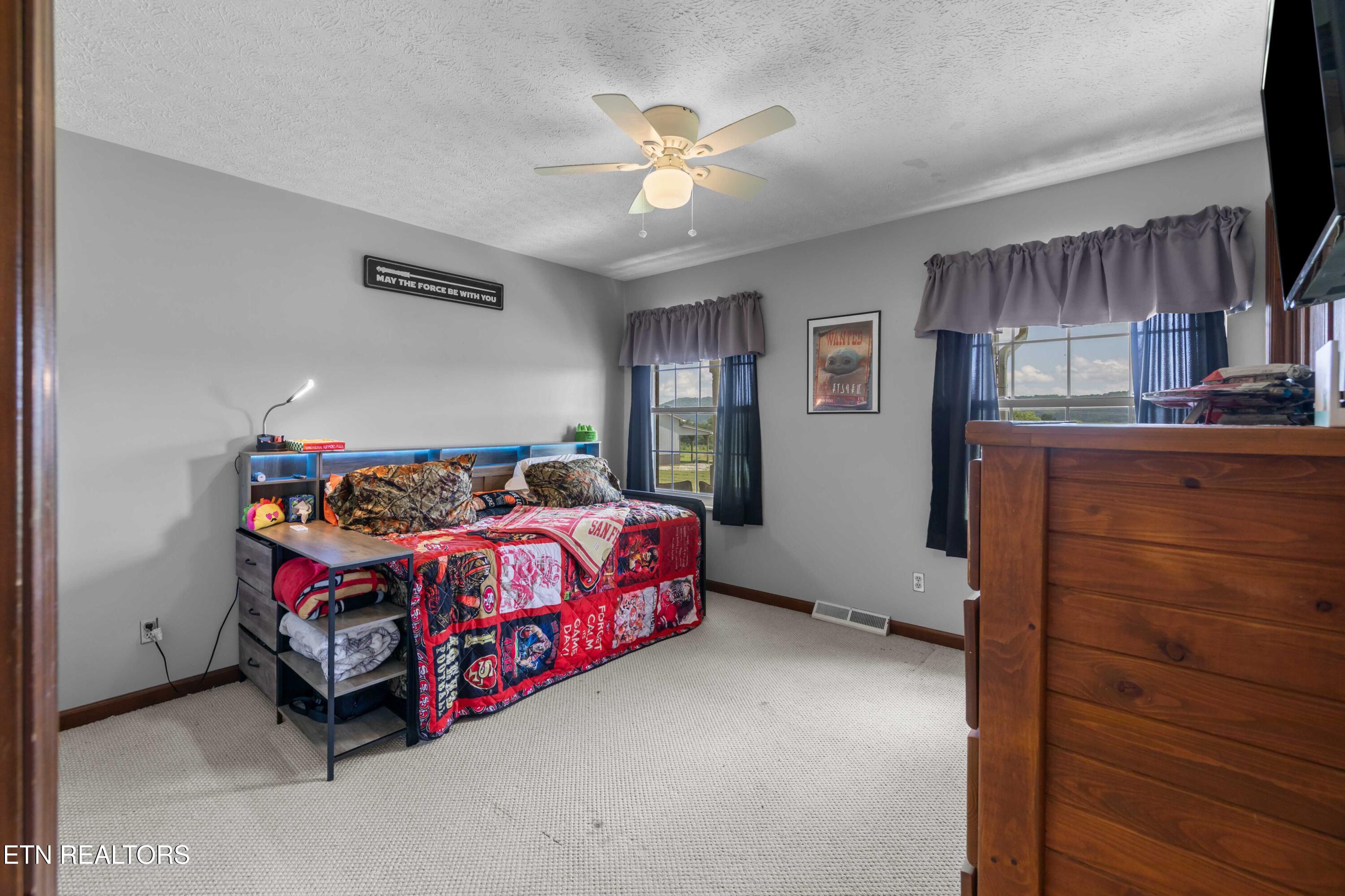 149 Woodson Lane Lafollette TN 37766