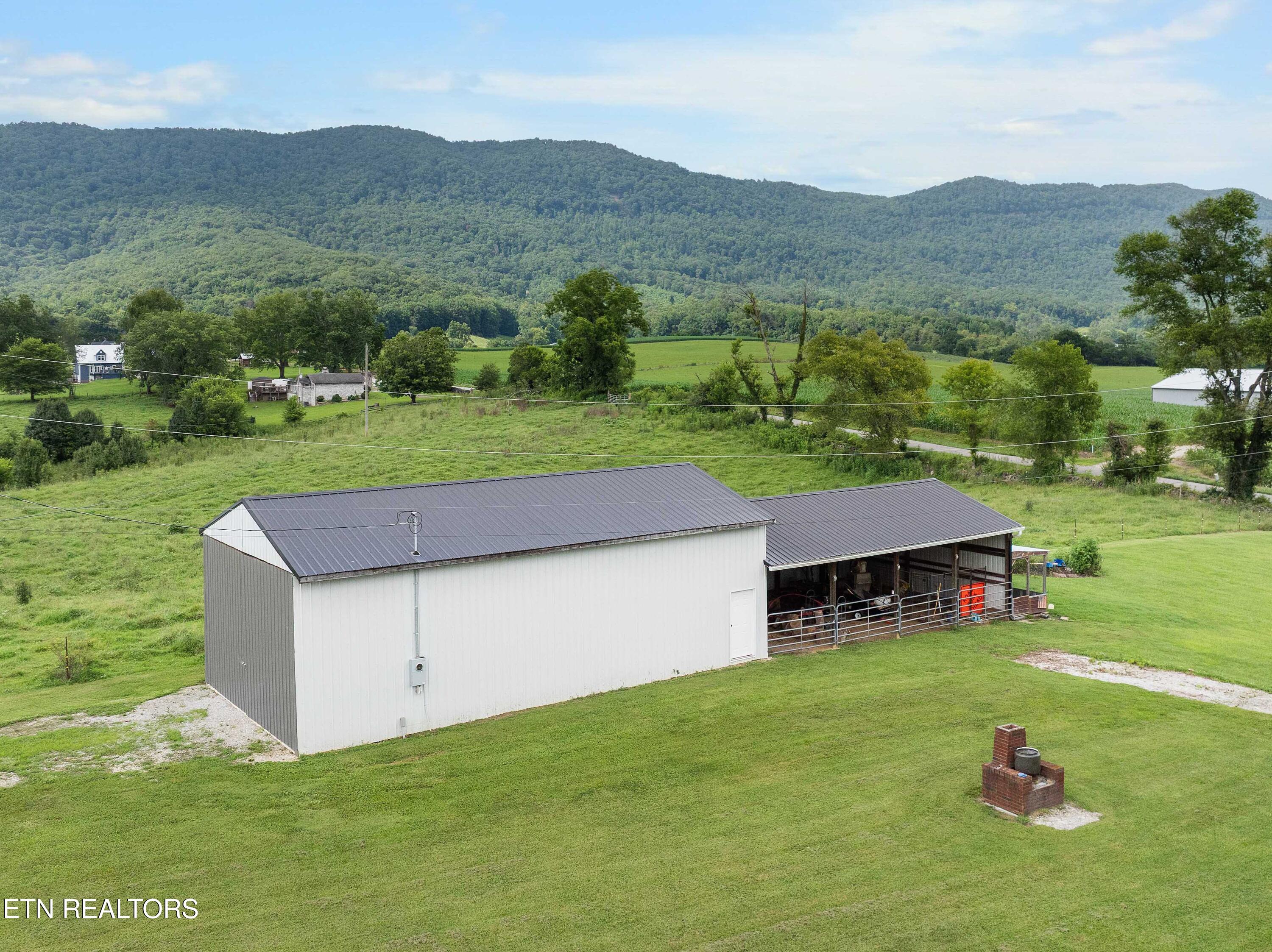149 Woodson Lane Lafollette TN 37766