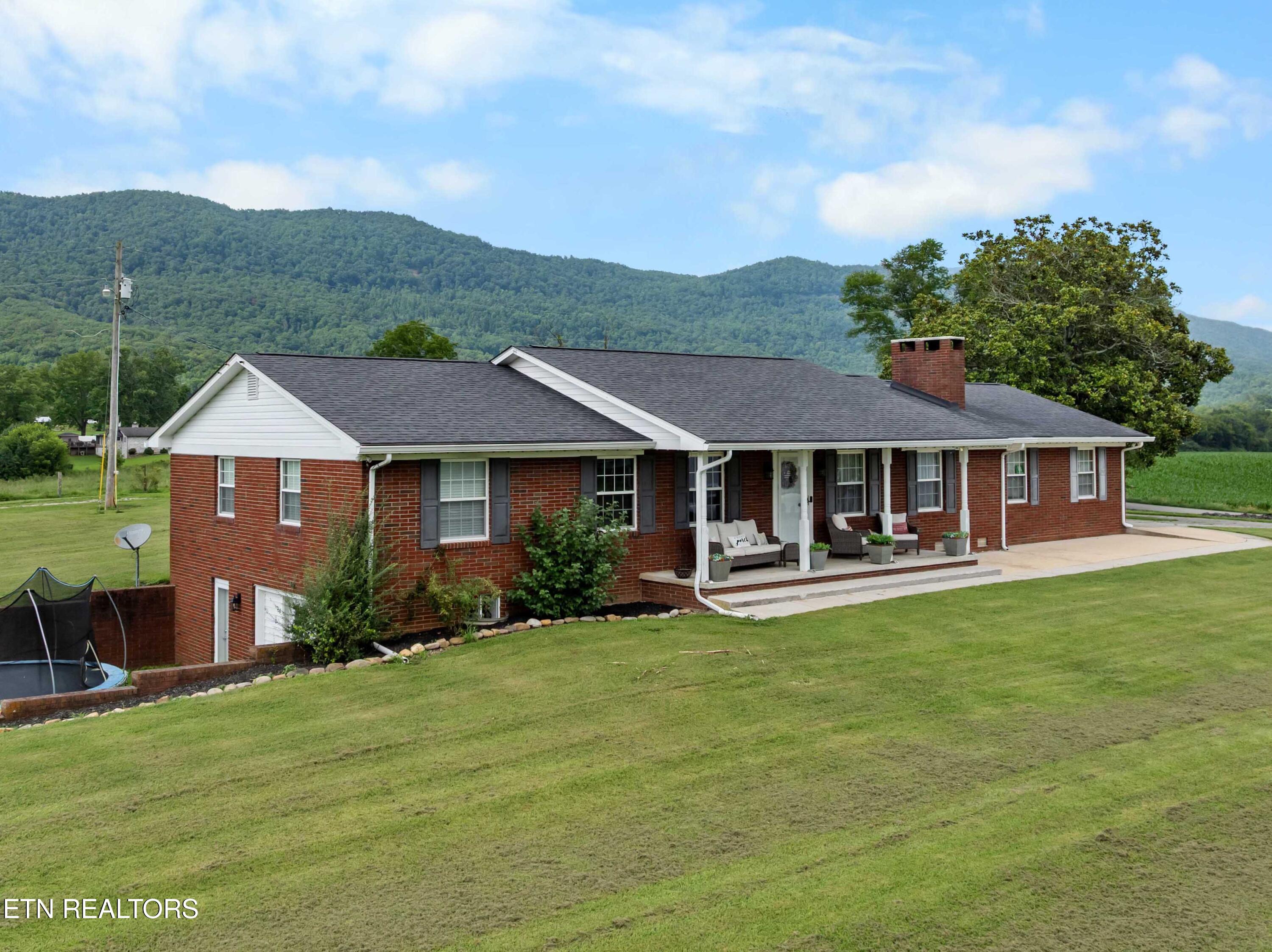 149 Woodson Lane Lafollette TN 37766