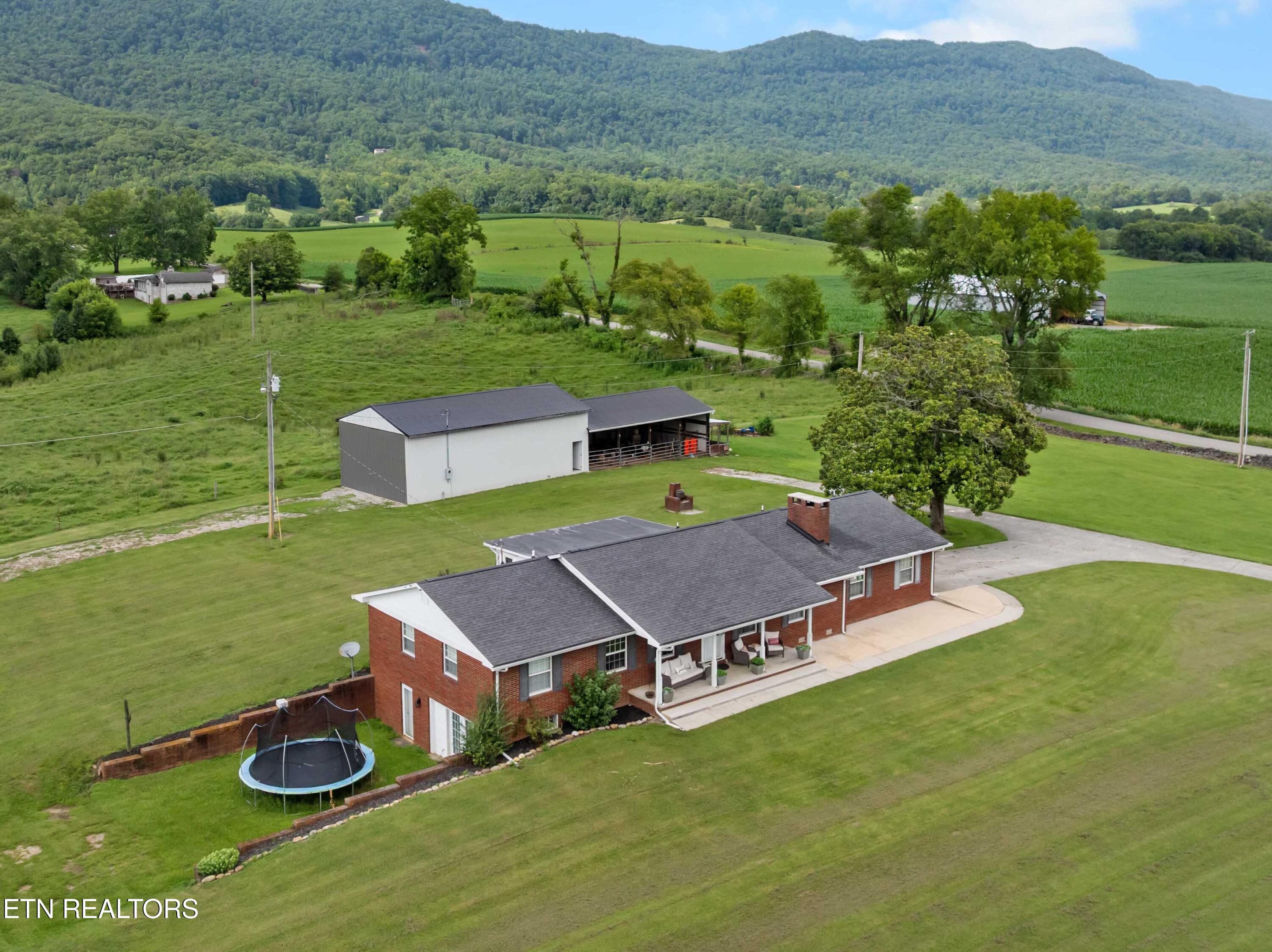 149 Woodson Lane Lafollette TN 37766