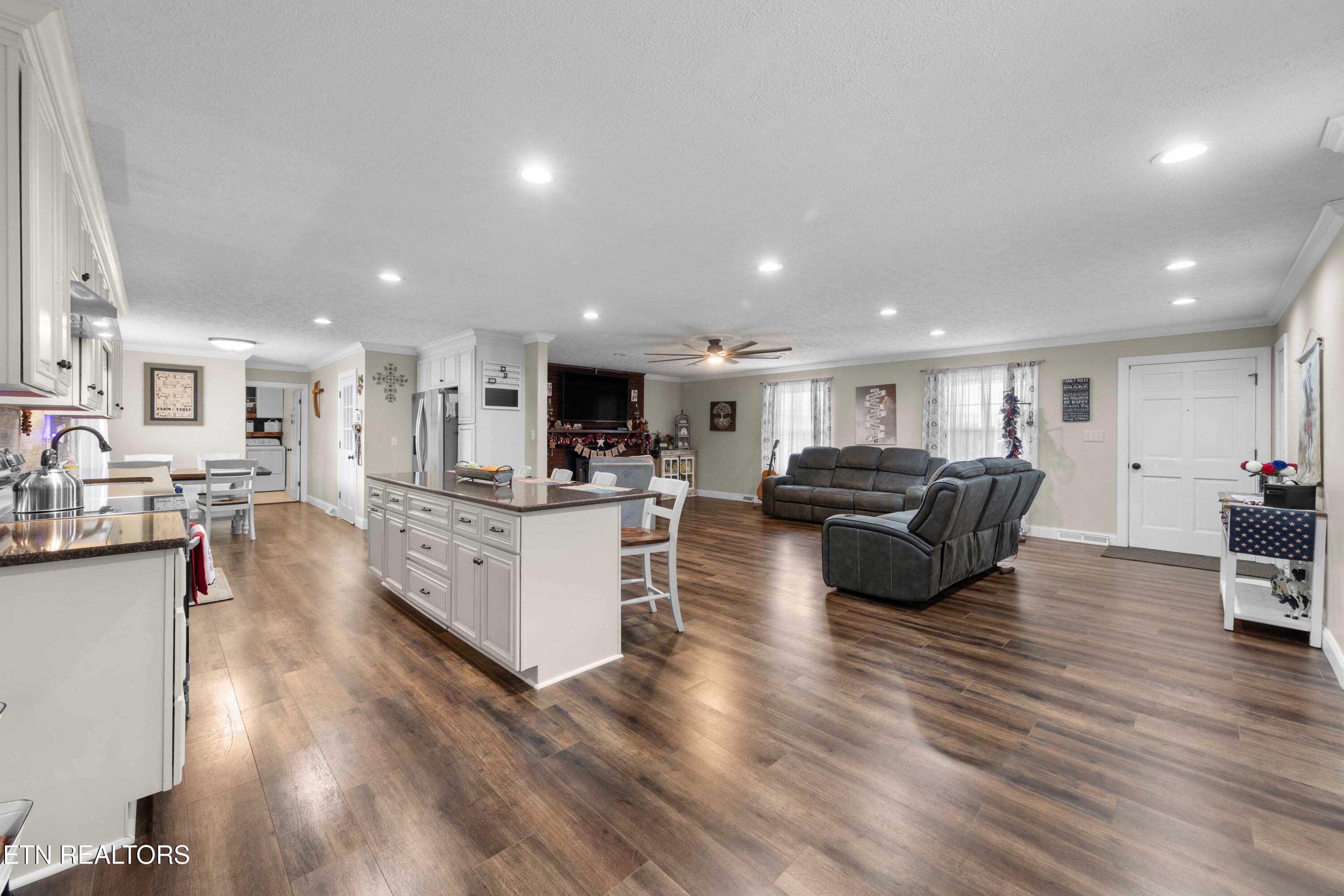 149 Woodson Lane Lafollette TN 37766