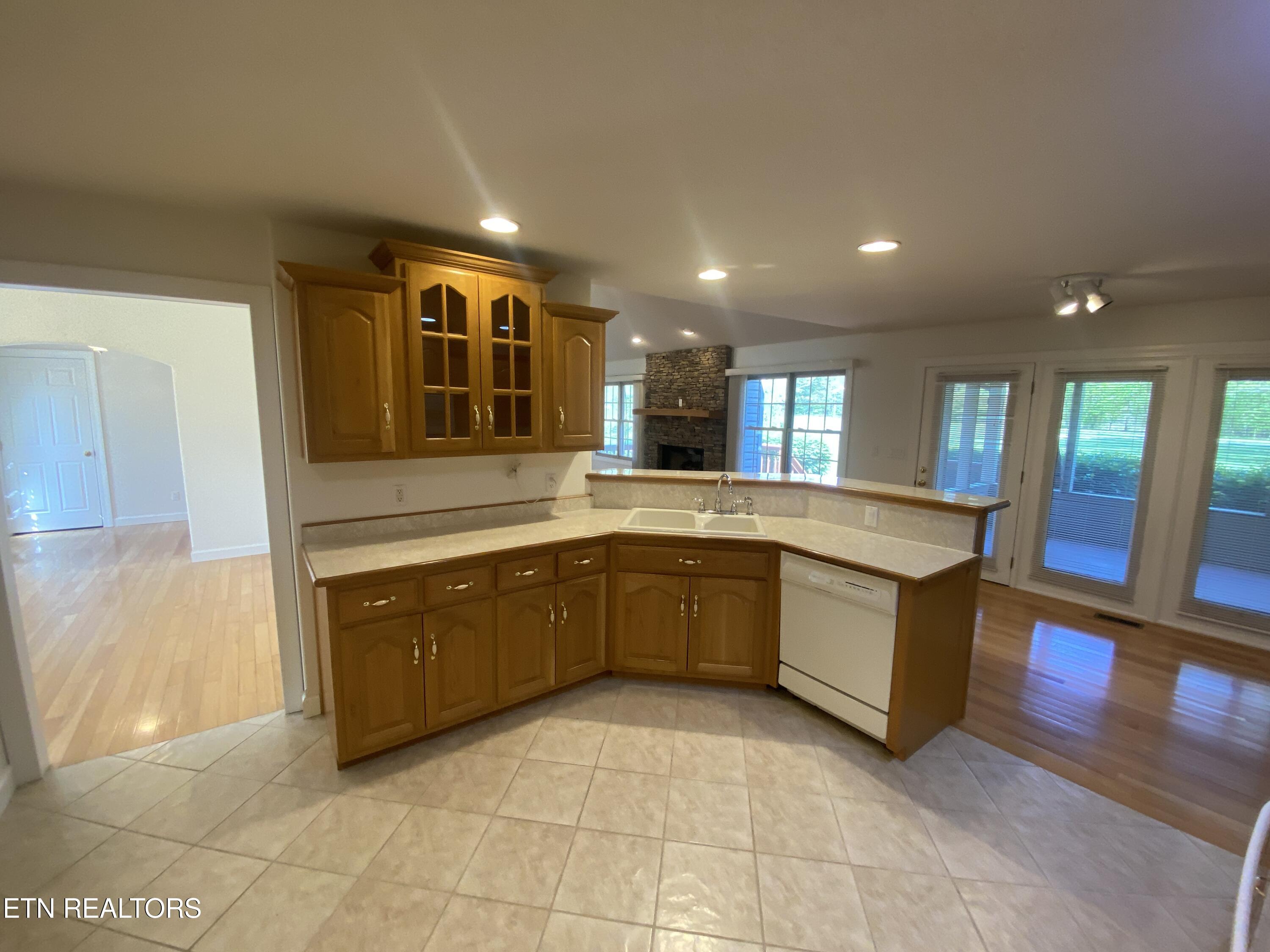 3112 Seminole Loop Crossville TN 38572
