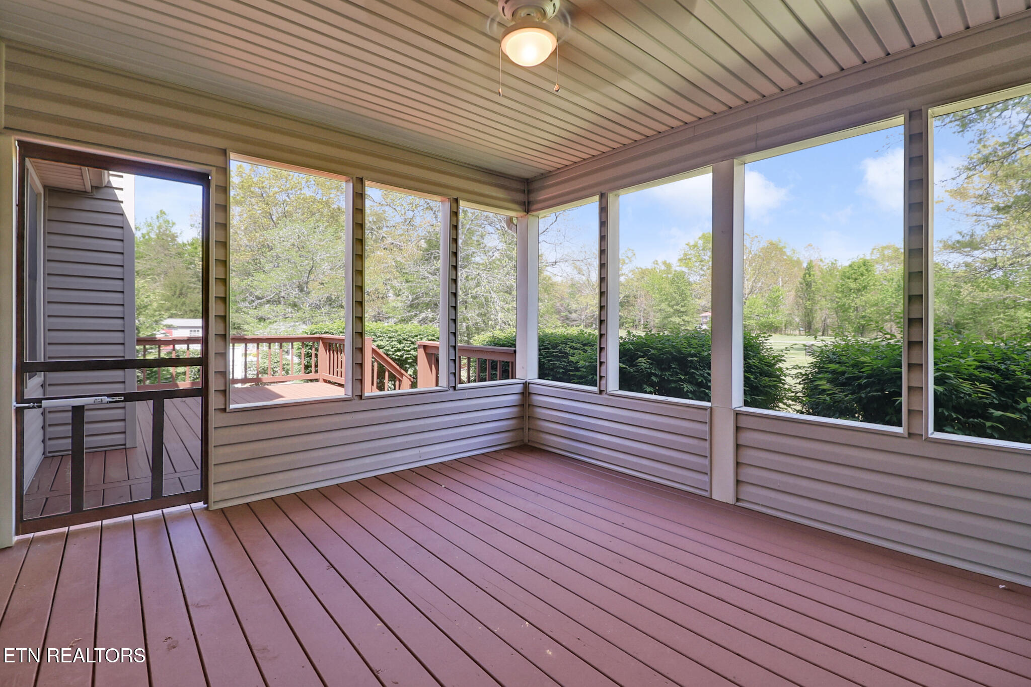 3112 Seminole Loop Crossville TN 38572
