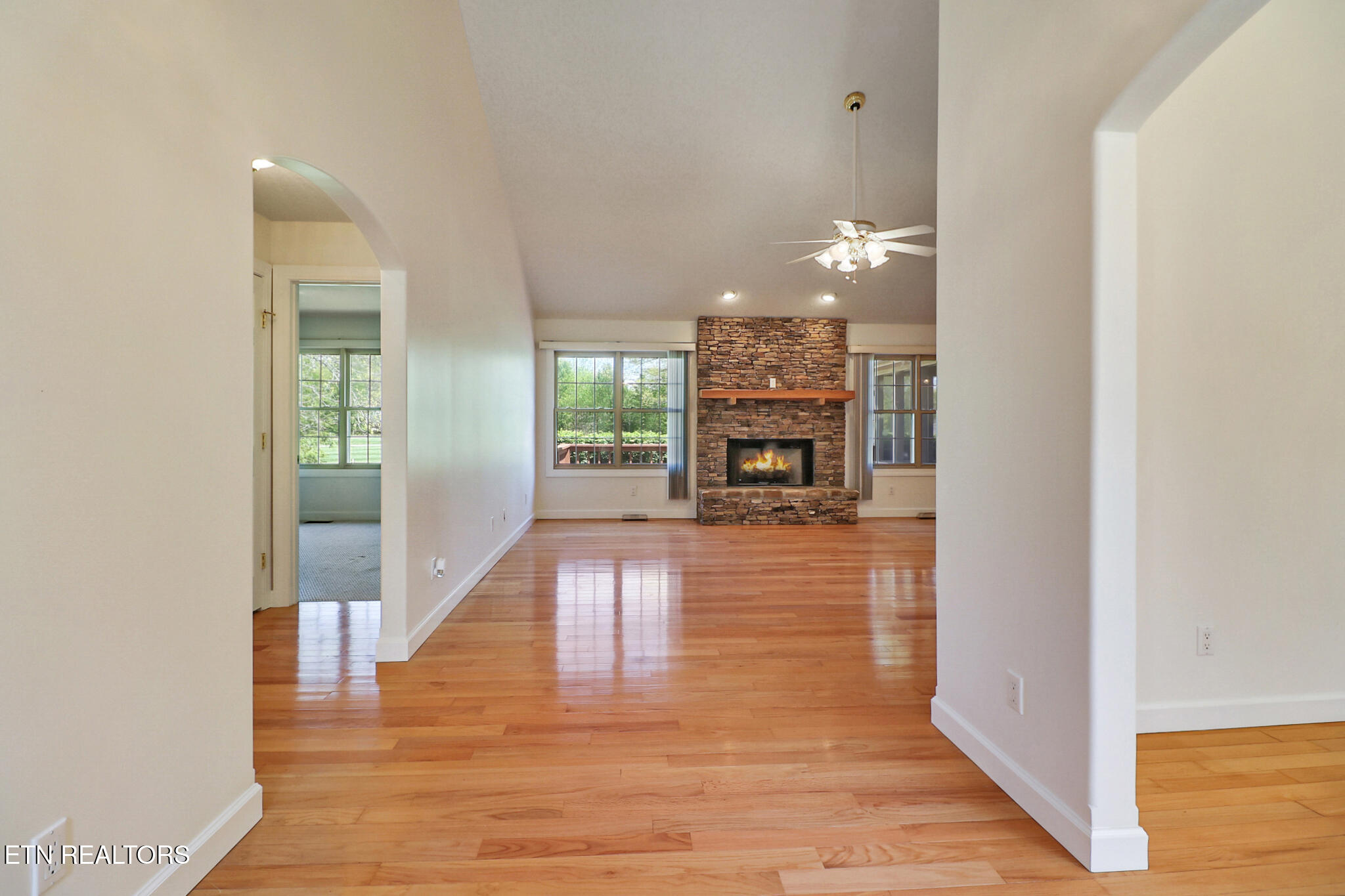 3112 Seminole Loop Crossville TN 38572