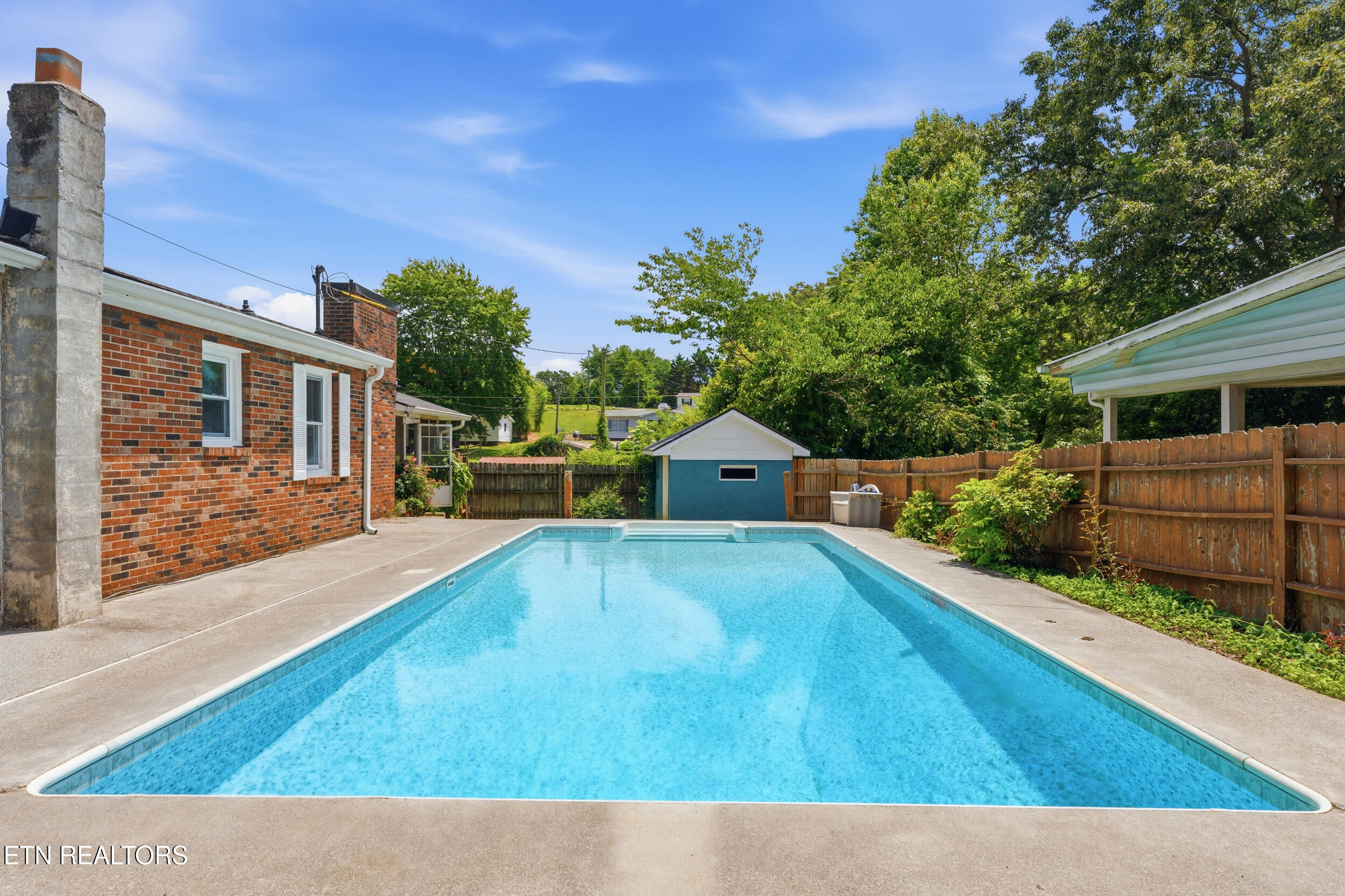 513 Smokey Drive Loudon TN 37774