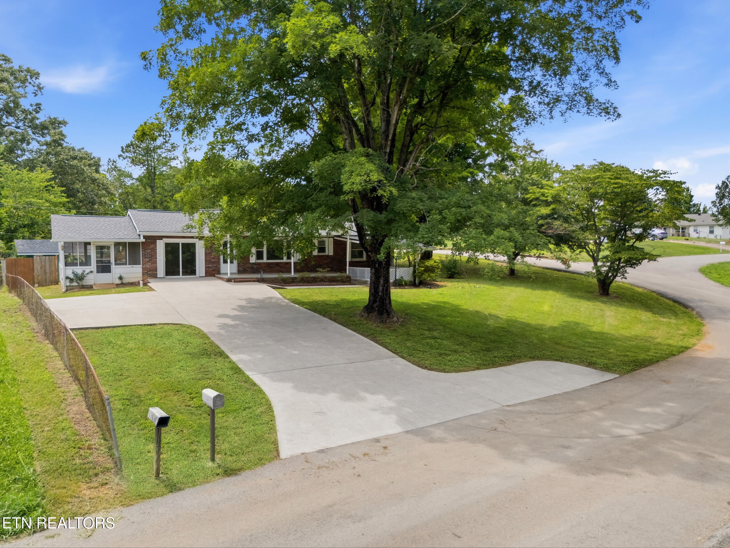 513 Smokey Drive Loudon TN 37774