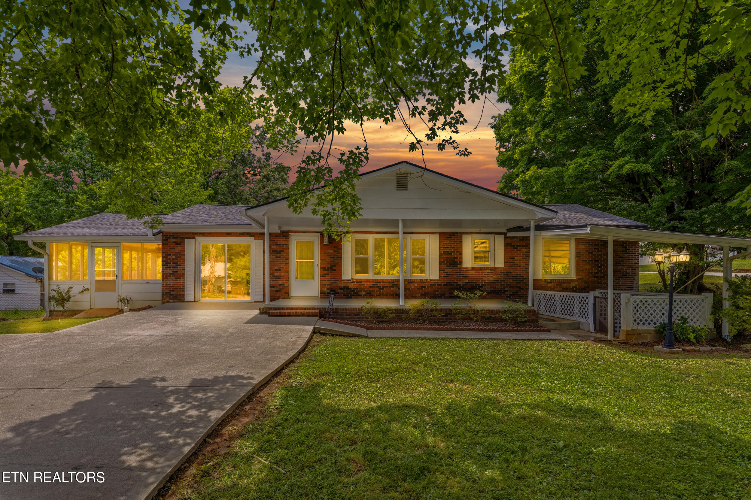 513 Smokey Drive Loudon TN 37774