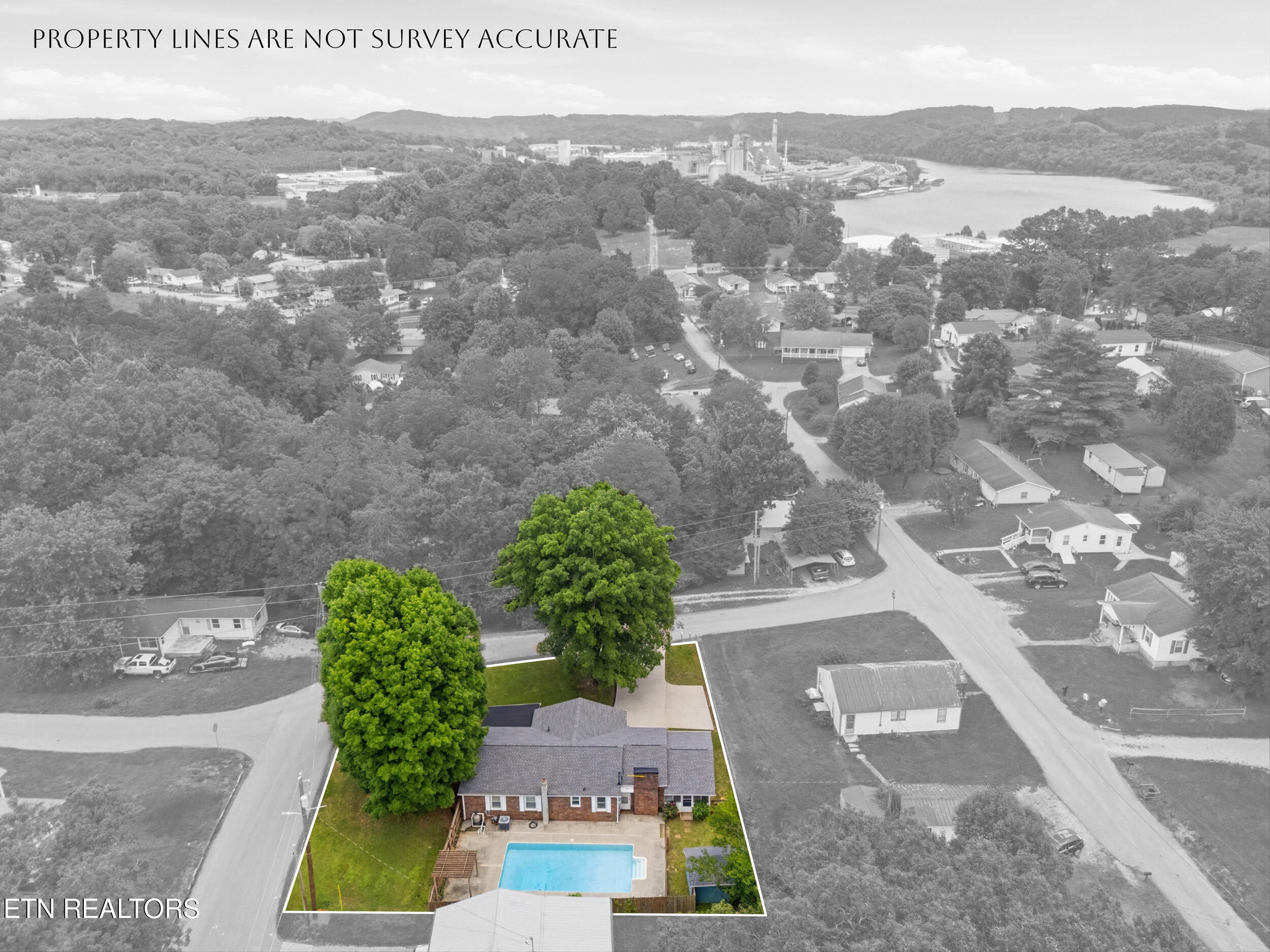 513 Smokey Drive Loudon TN 37774