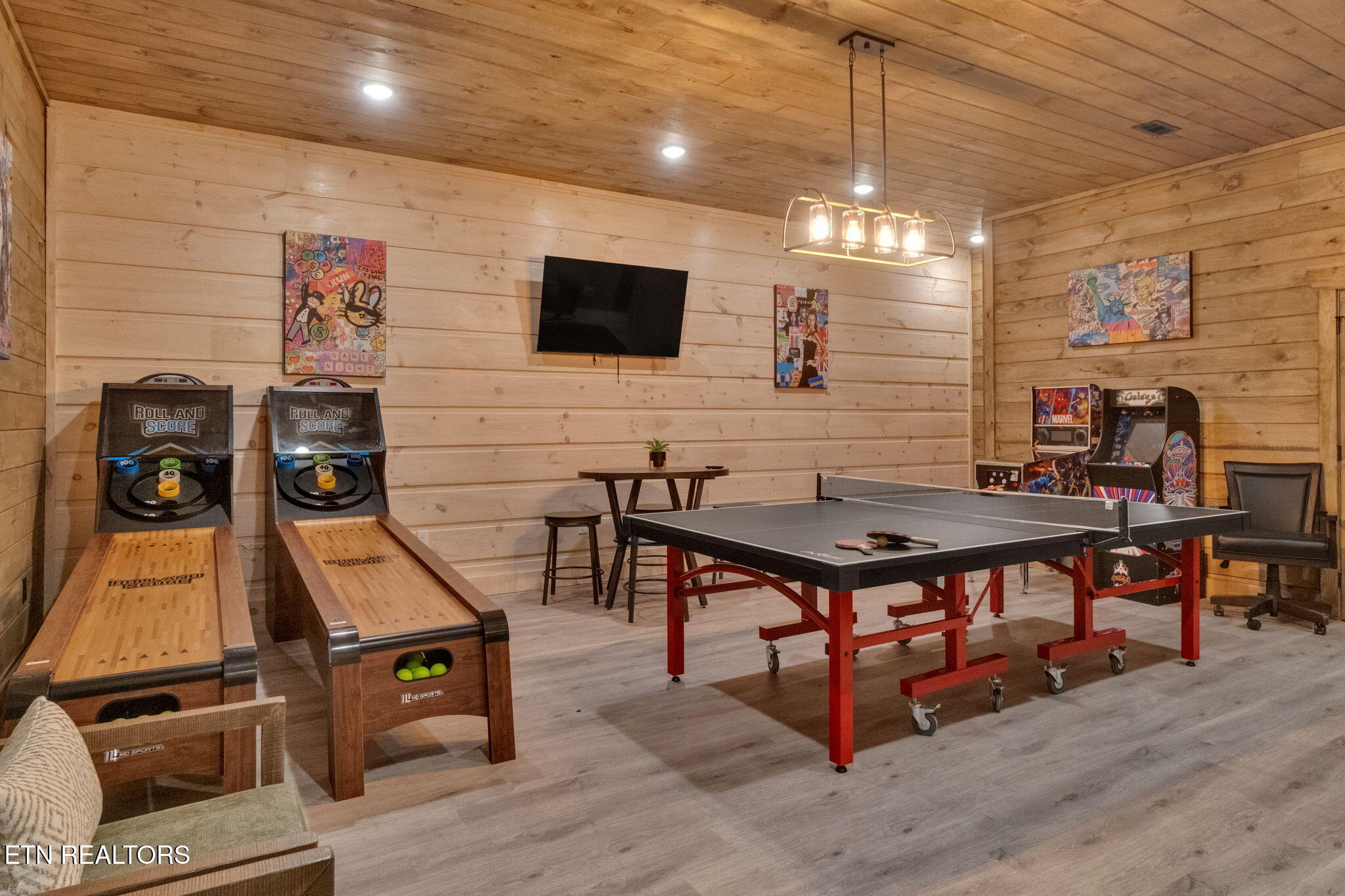 2520 Angelos Mountain Way Pigeon Forge TN 37862