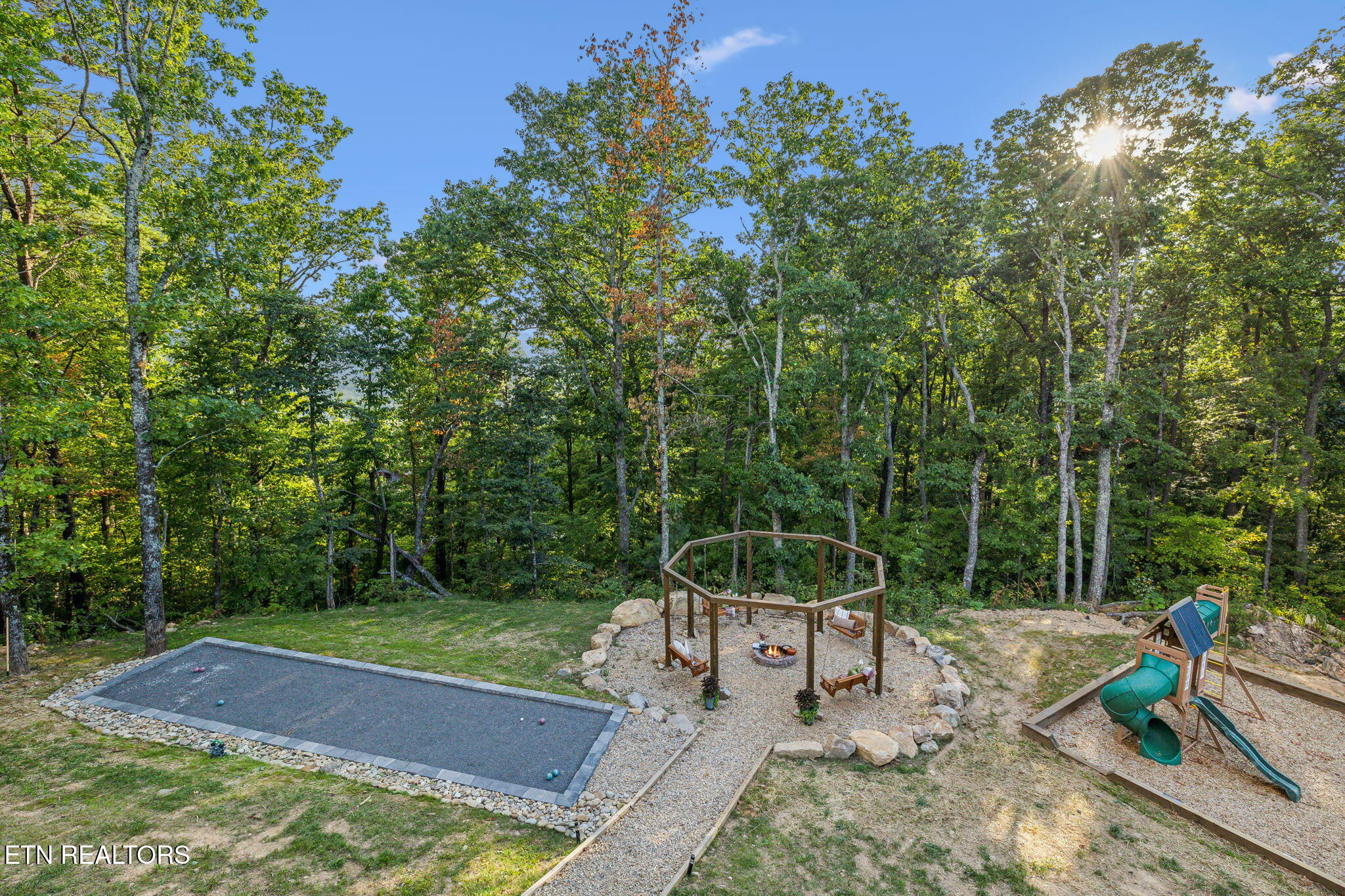 2520 Angelos Mountain Way Pigeon Forge TN 37862