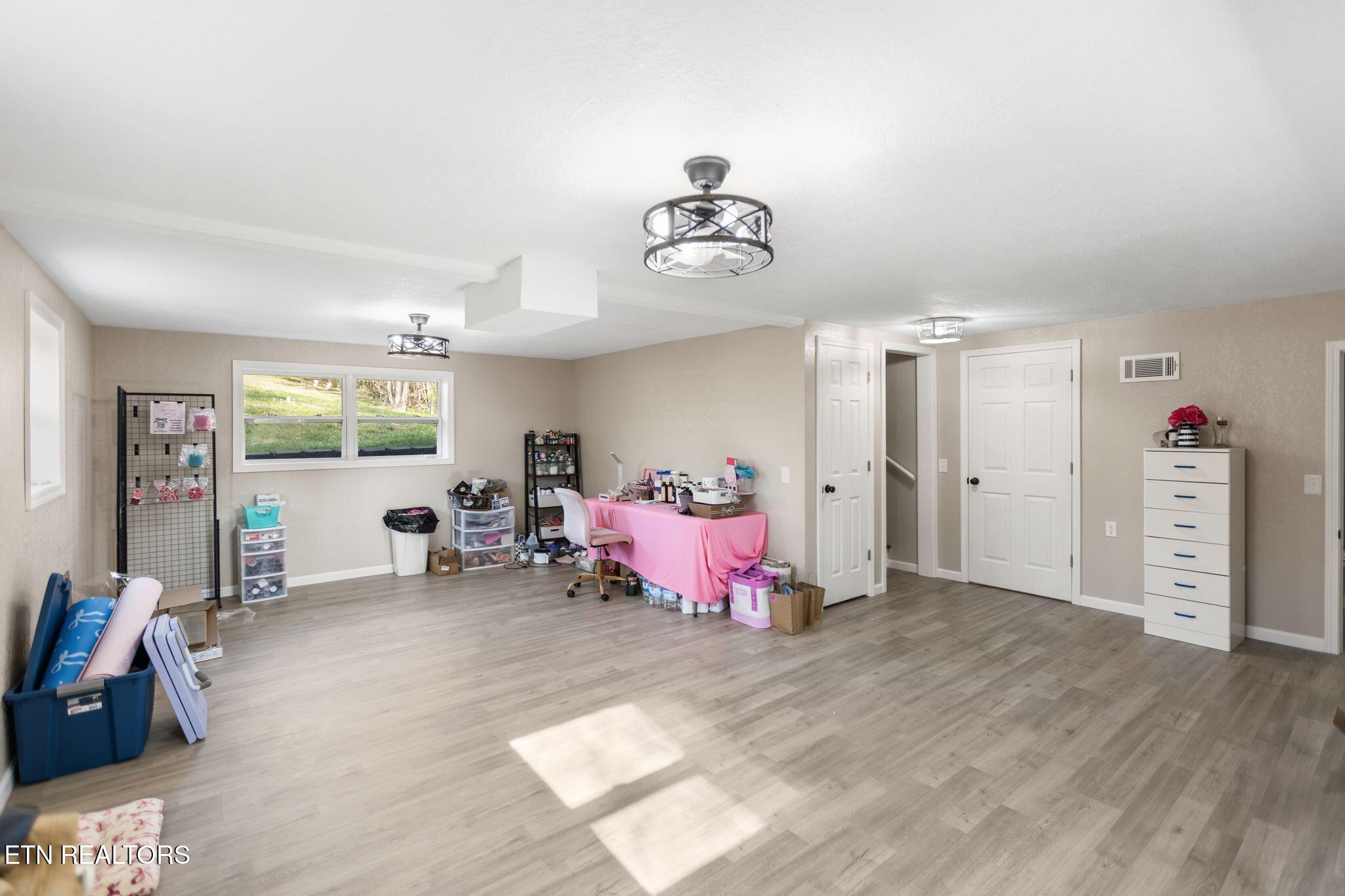 216 Greenwood Drive Harriman TN 37748