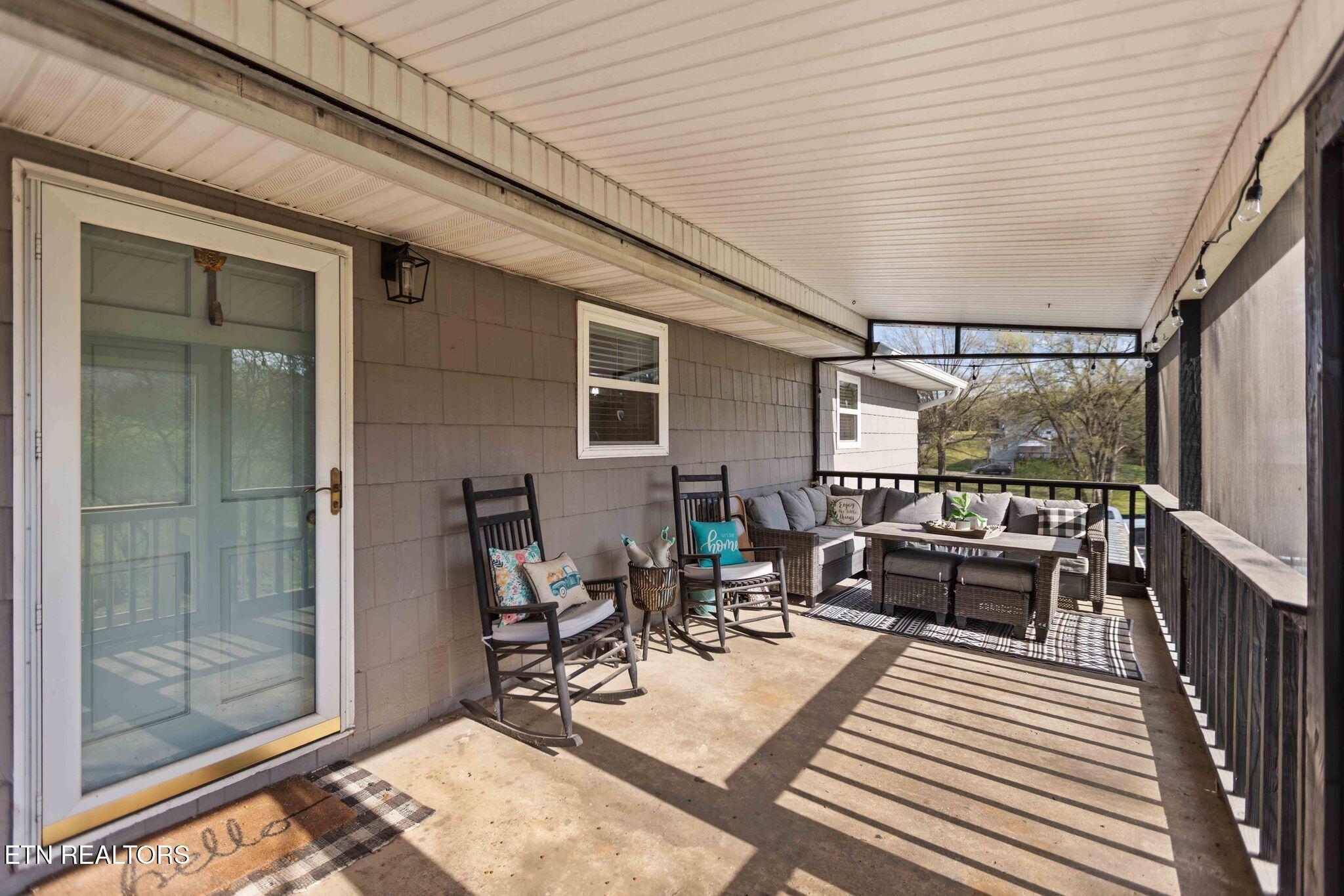 216 Greenwood Drive Harriman TN 37748