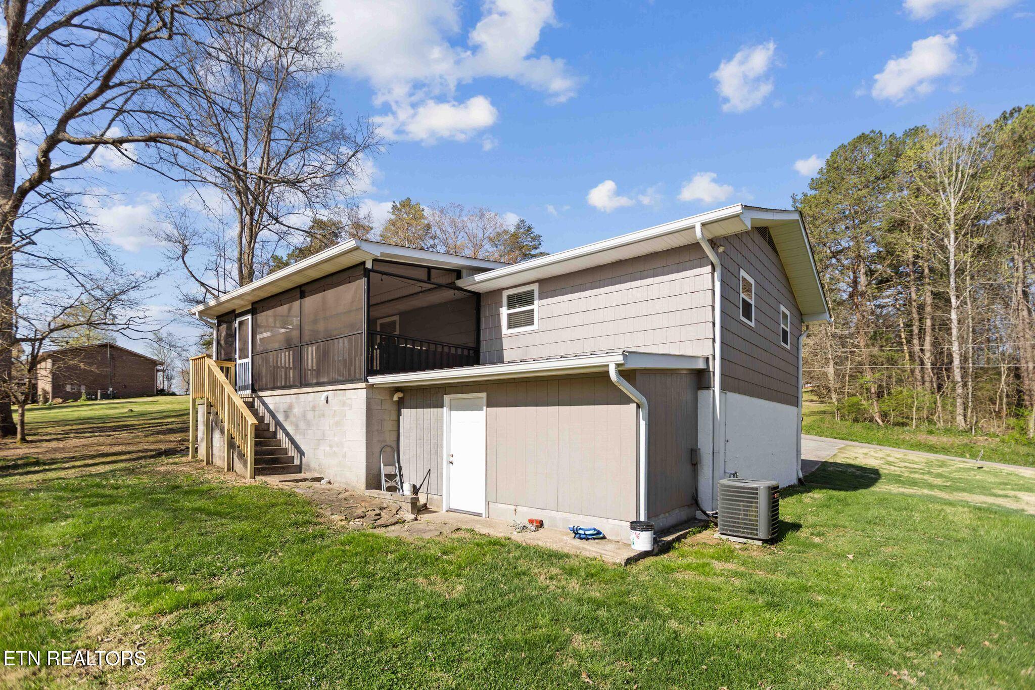 216 Greenwood Drive Harriman TN 37748