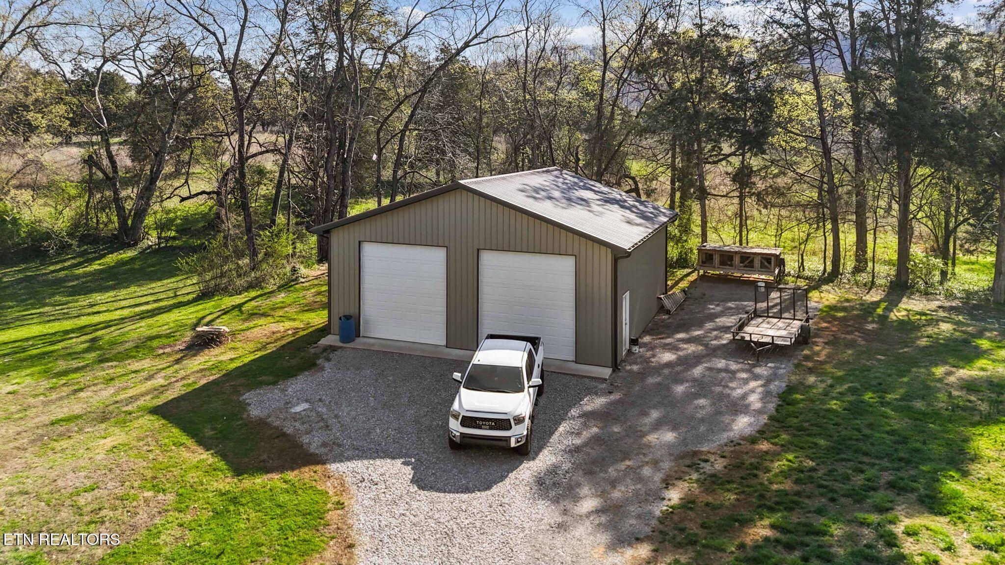216 Greenwood Drive Harriman TN 37748