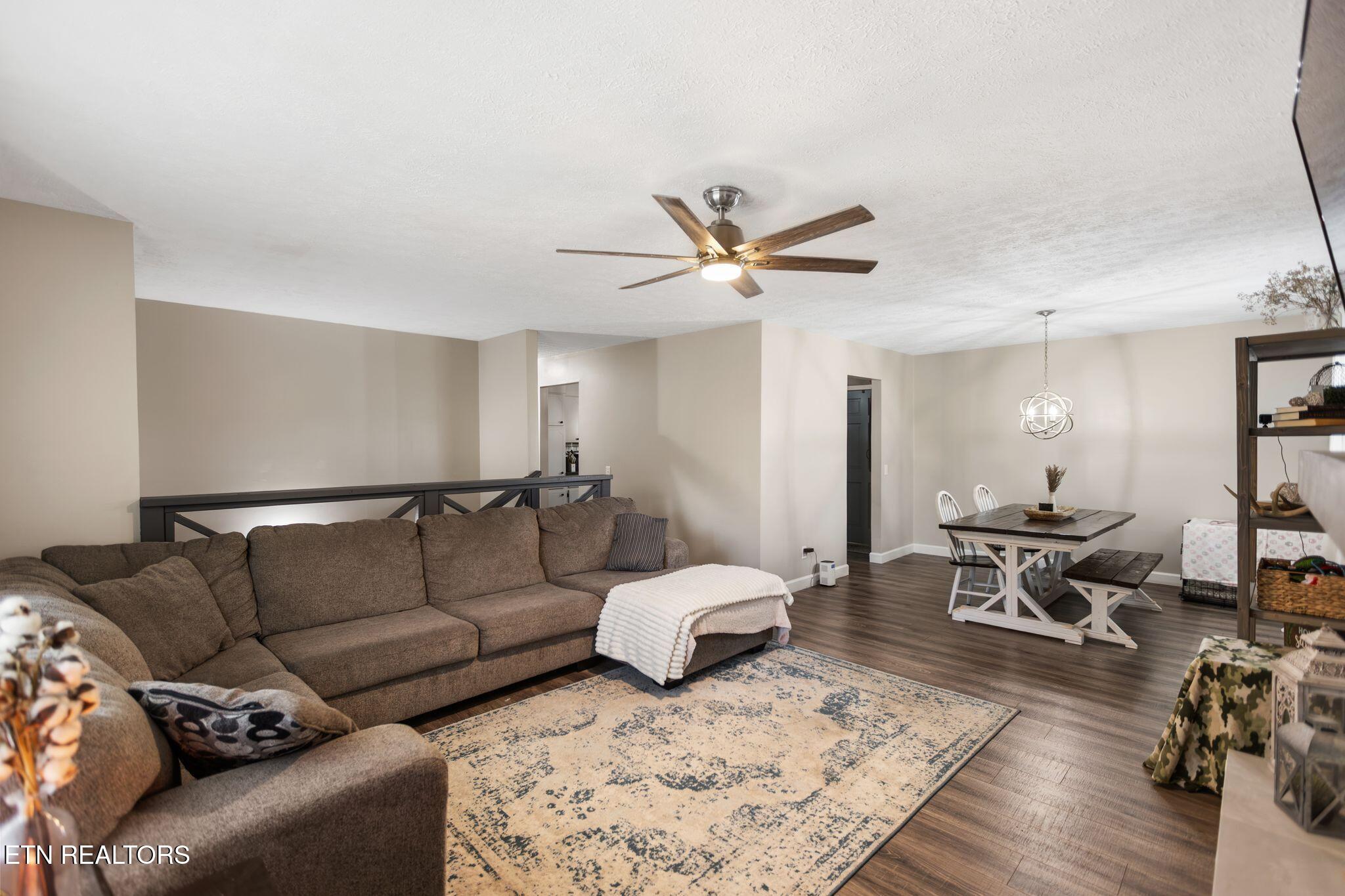 216 Greenwood Drive Harriman TN 37748