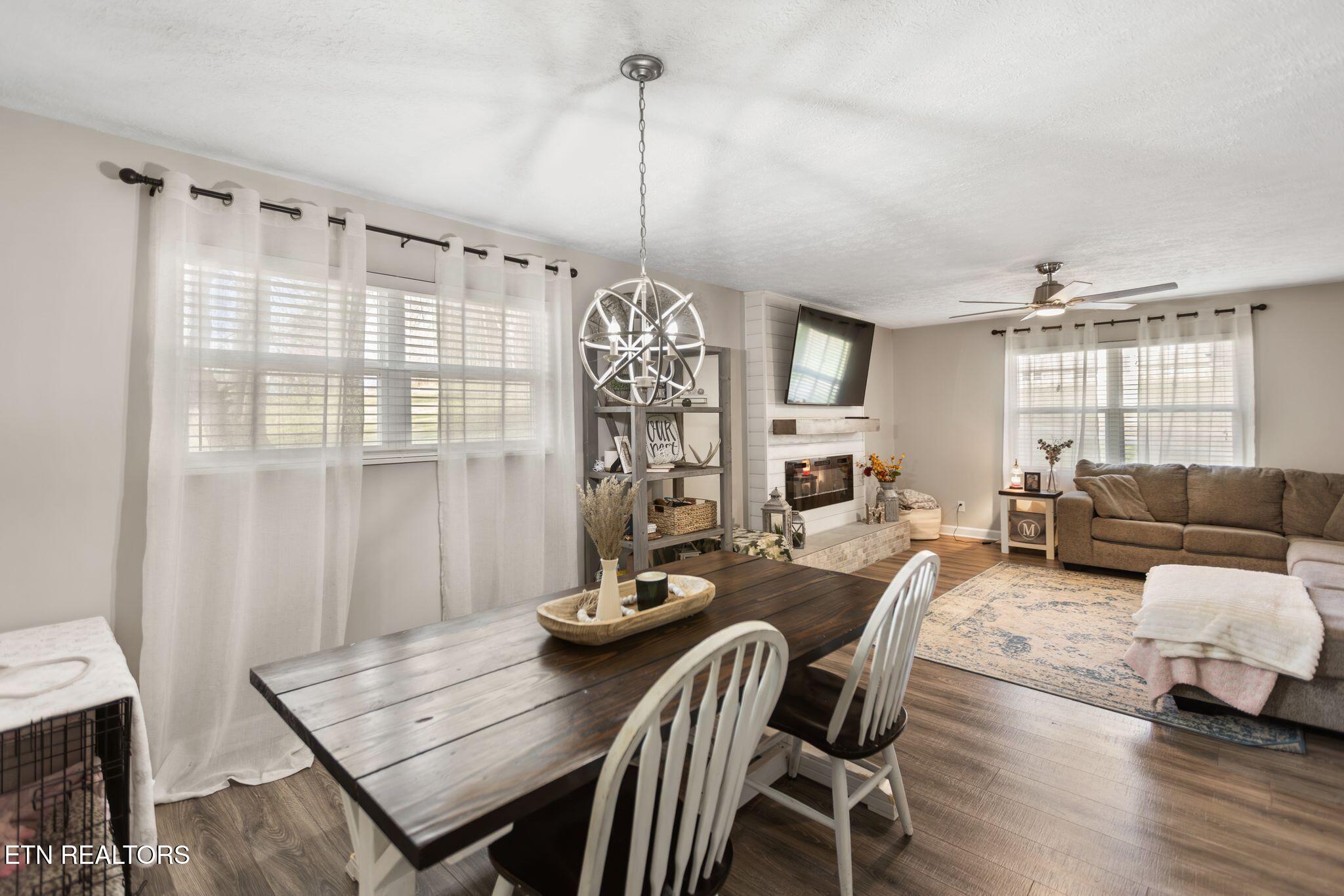 216 Greenwood Drive Harriman TN 37748