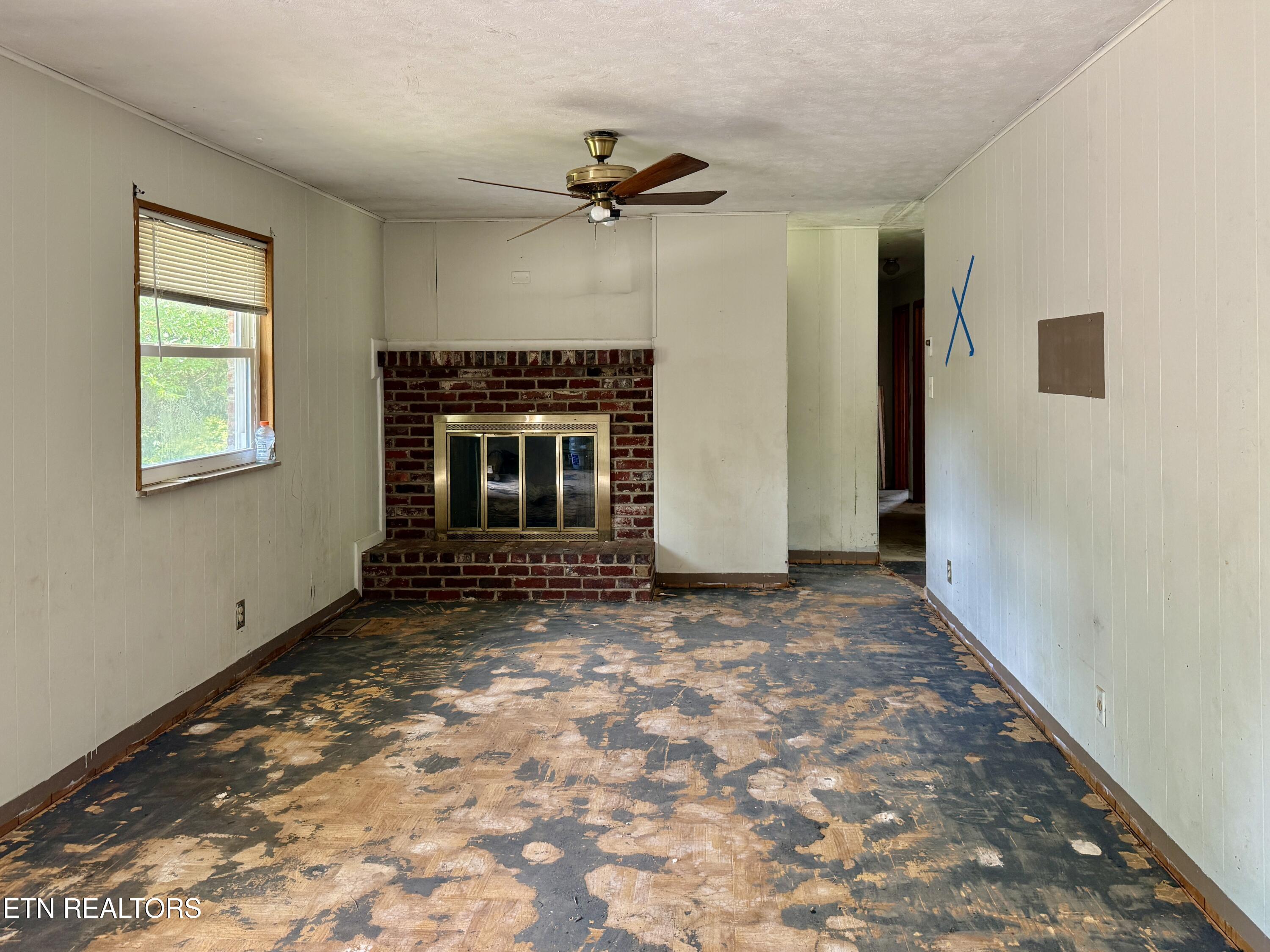 6124 Kirbury Knoxville TN 37909
