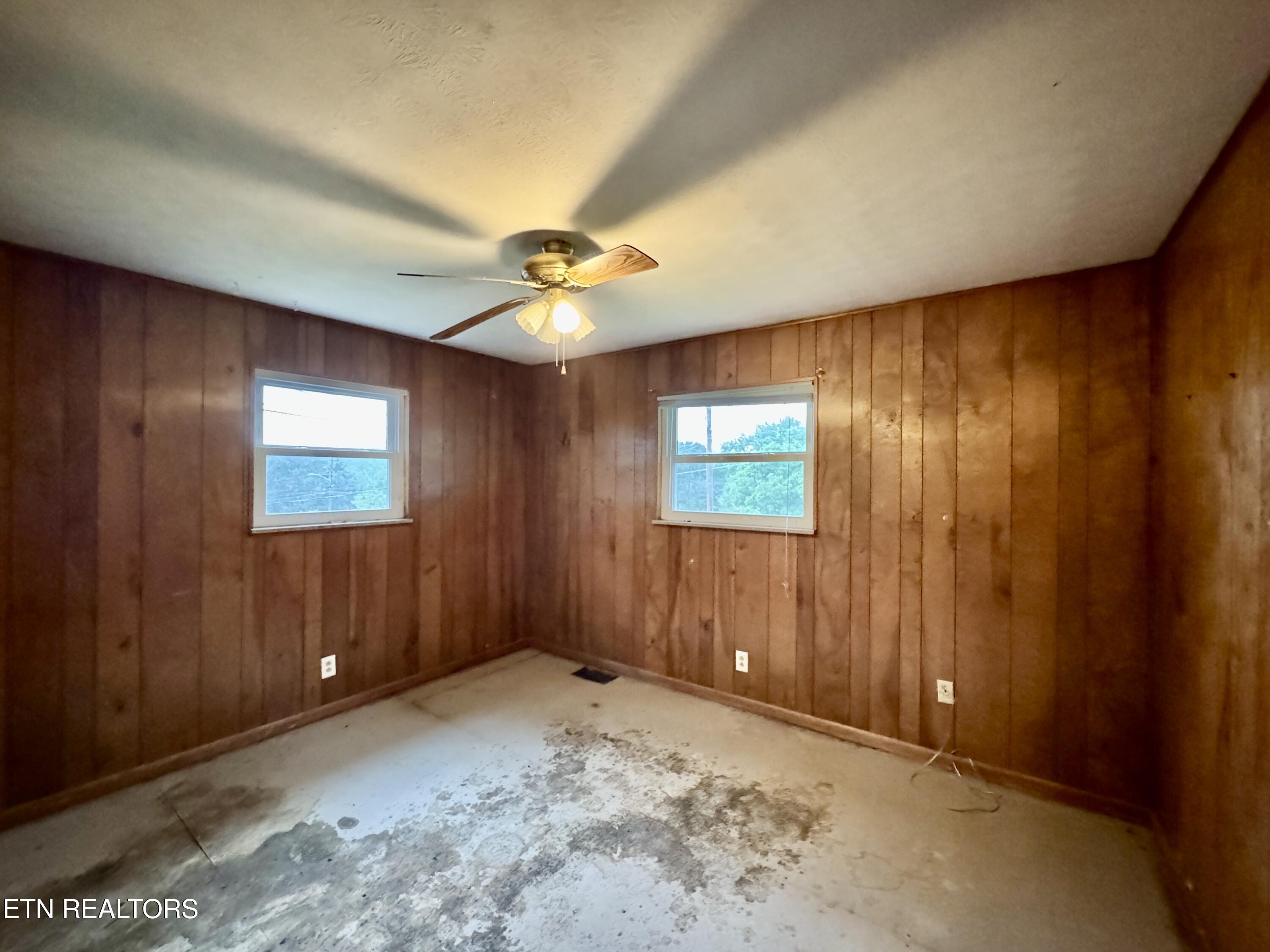 6124 Kirbury Knoxville TN 37909