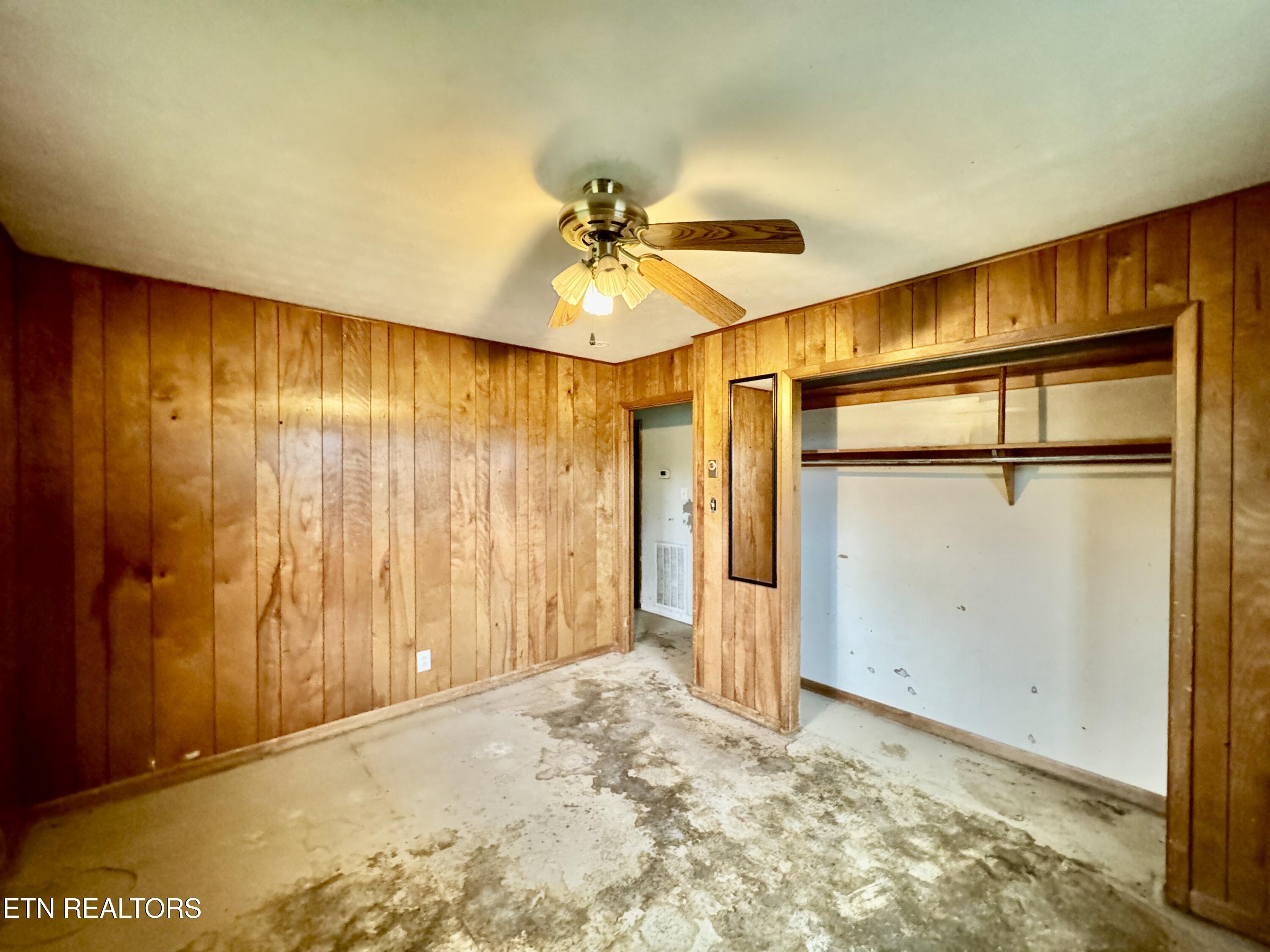 6124 Kirbury Knoxville TN 37909