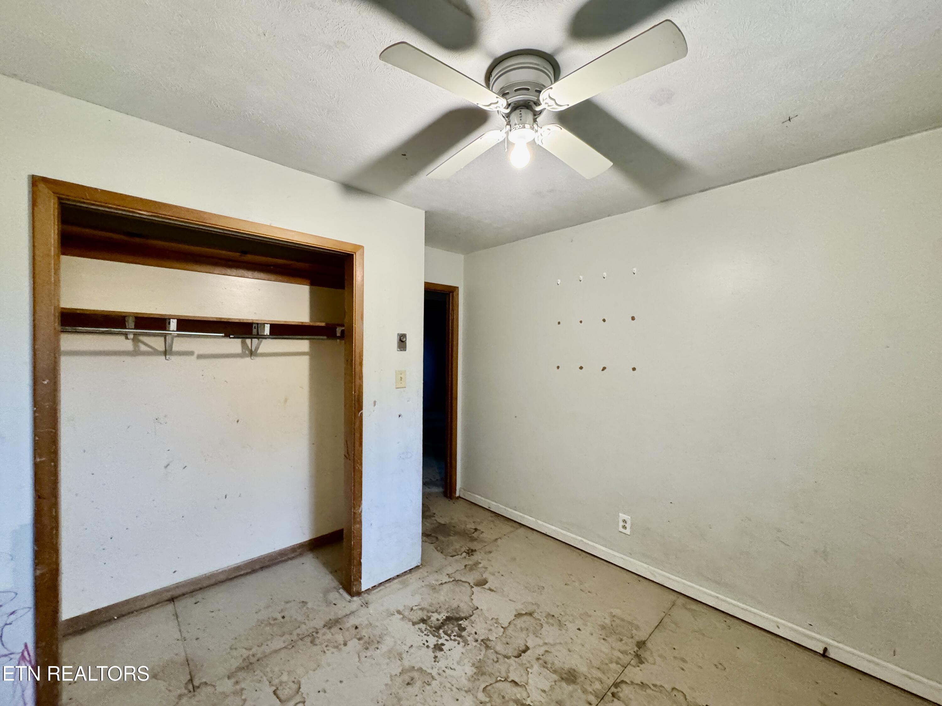 6124 Kirbury Knoxville TN 37909
