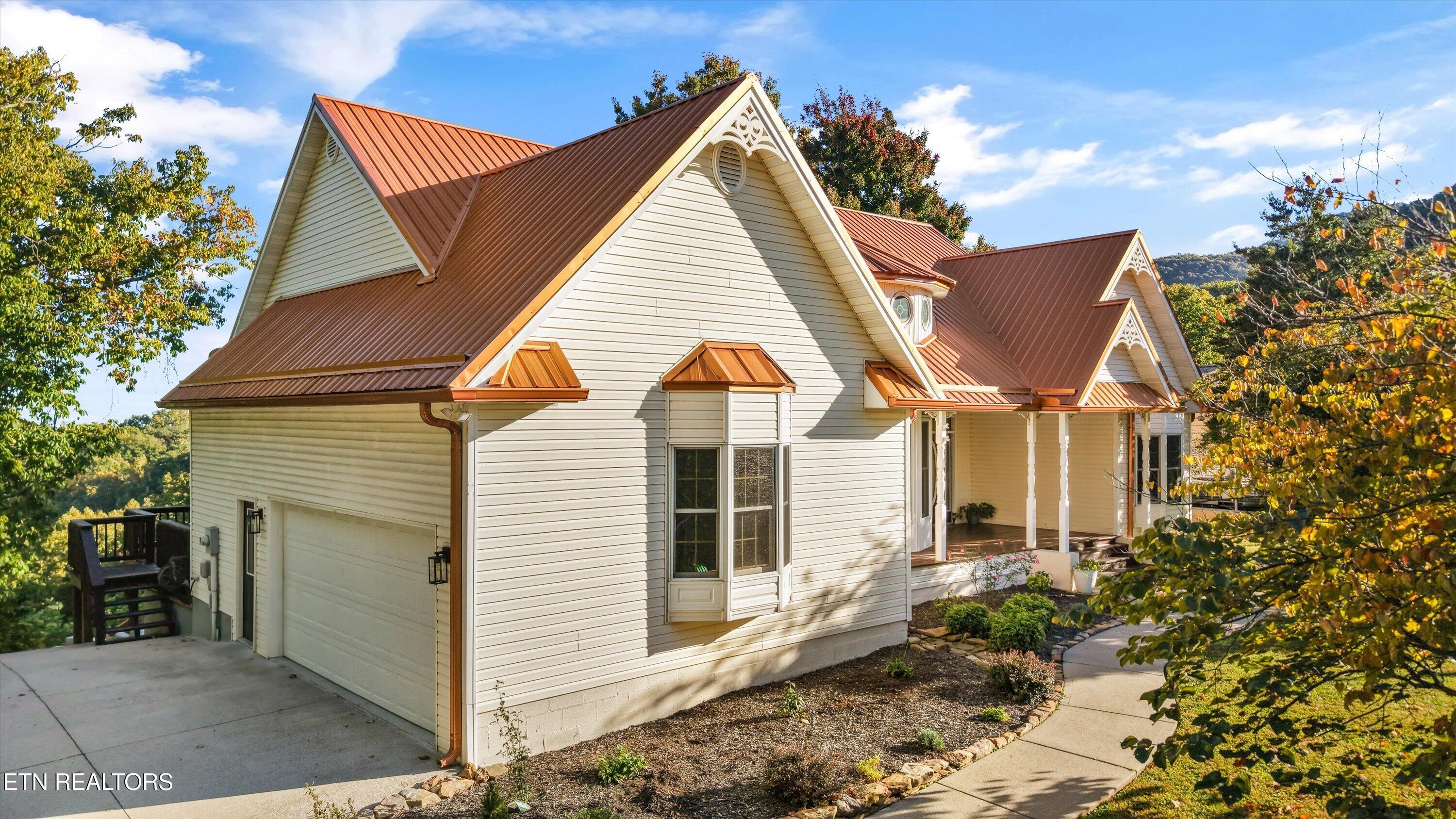 286 Bobcat Trail Caryville TN 37714
