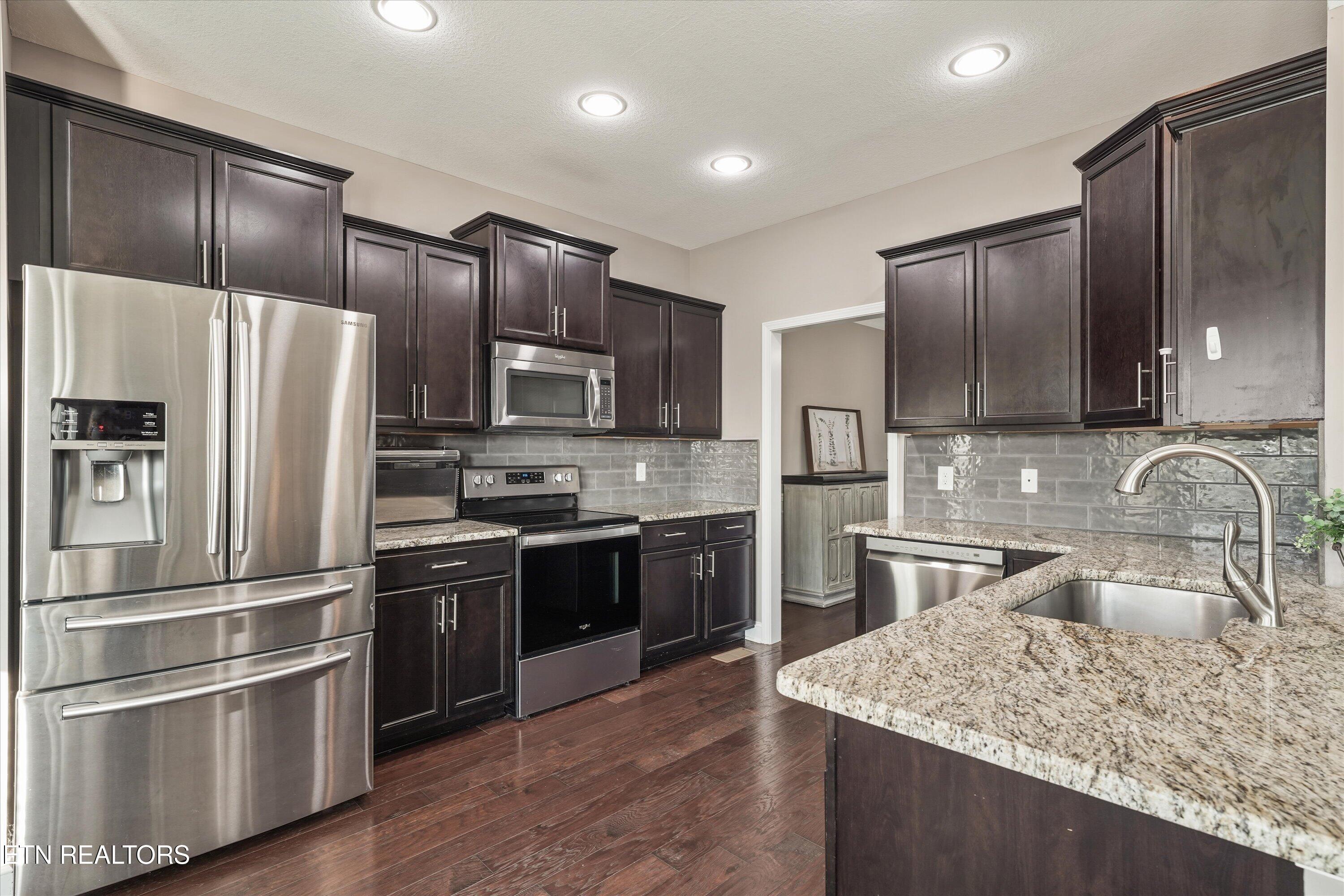 6016 Hollow View Lane Knoxville TN 37924