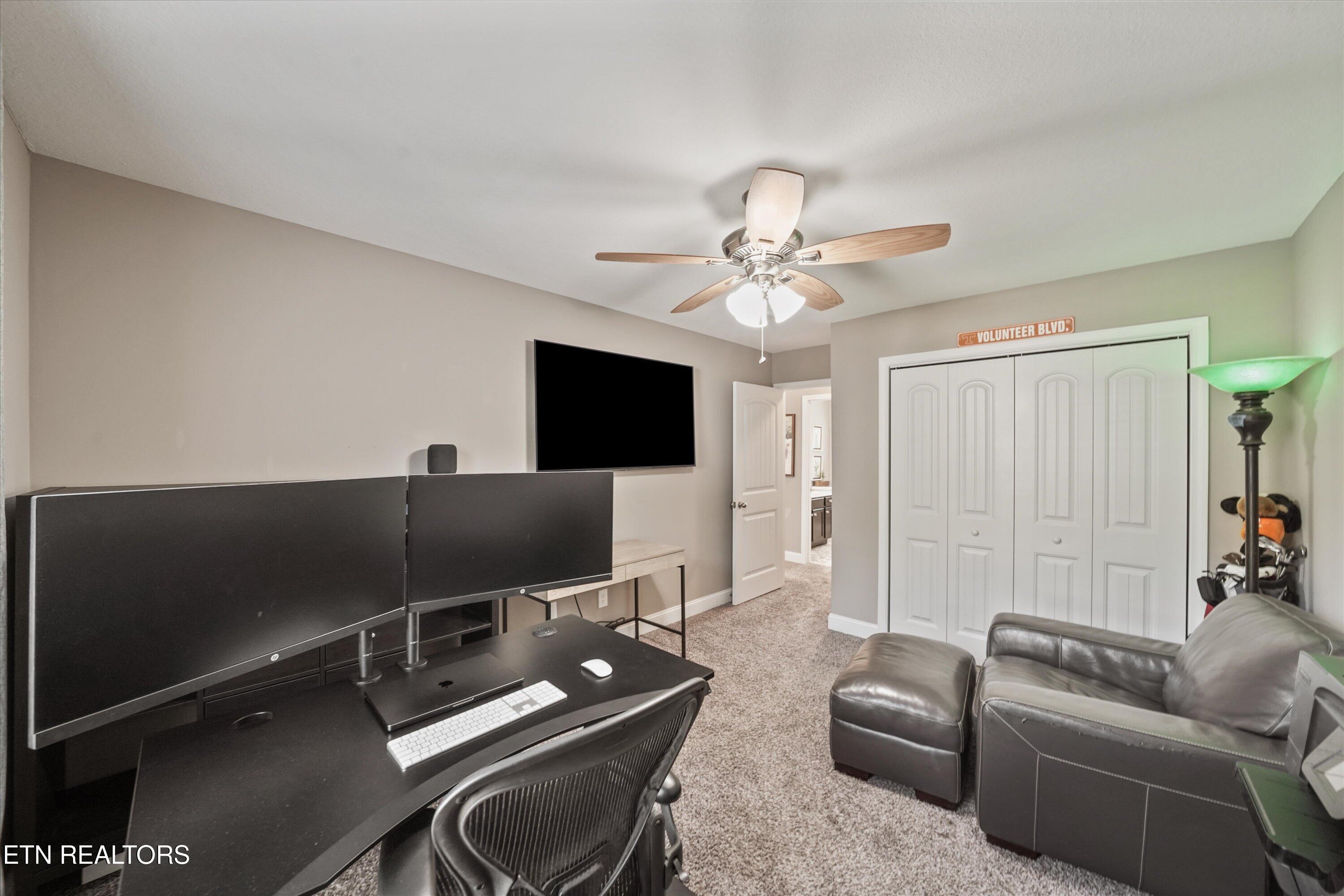6016 Hollow View Lane Knoxville TN 37924