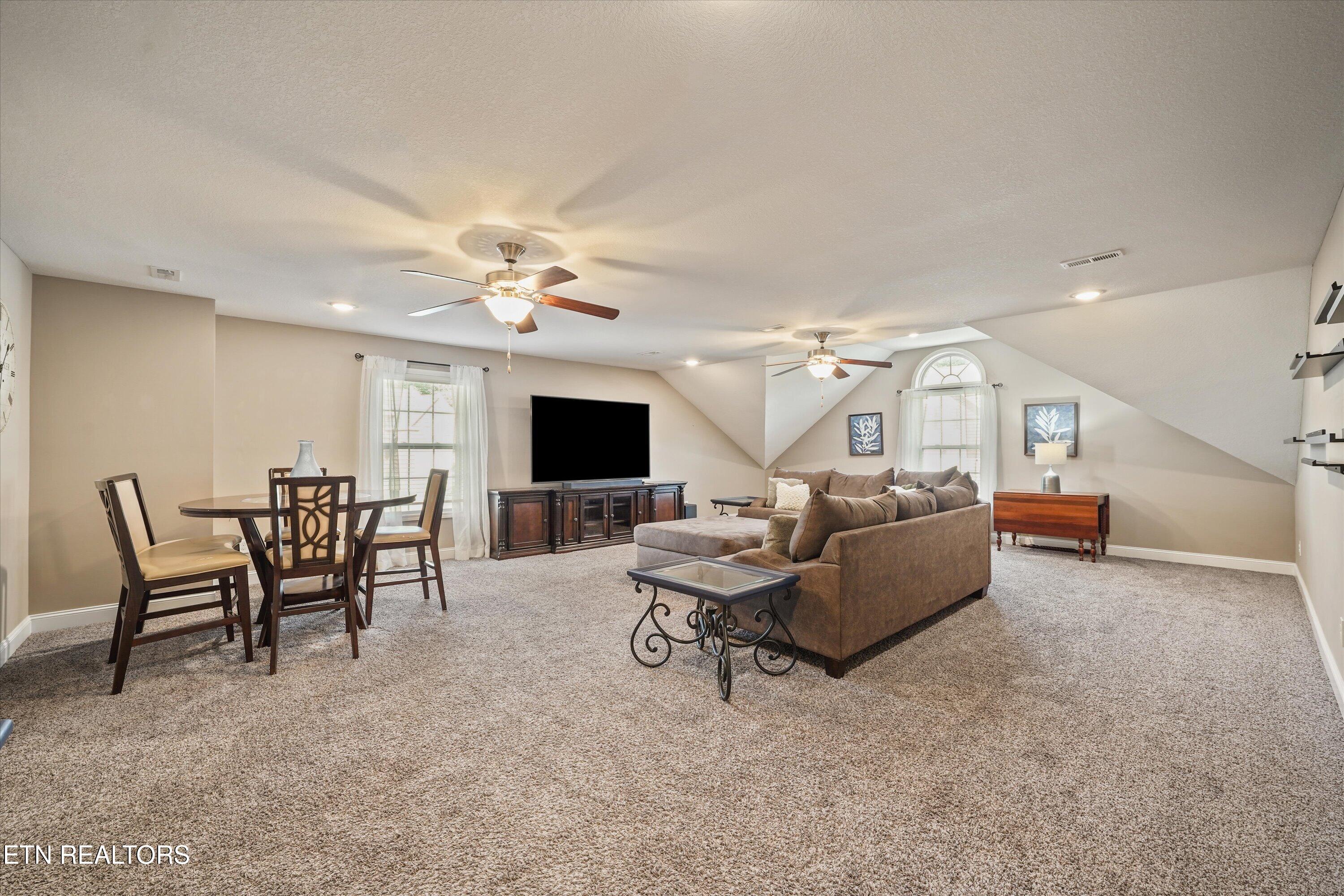 6016 Hollow View Lane Knoxville TN 37924